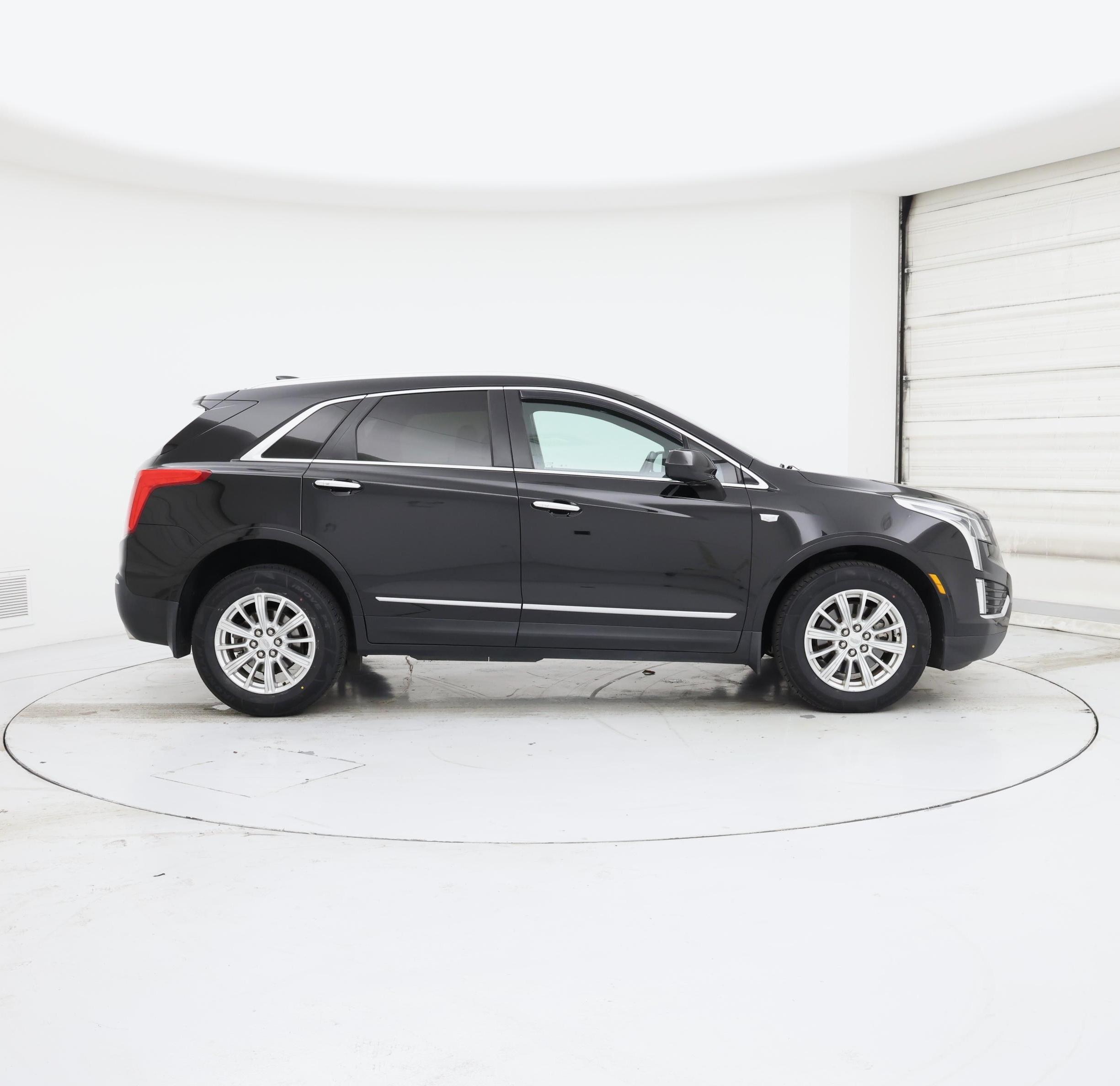 Thumbnail: 2017 Cadillac XT5 - 7