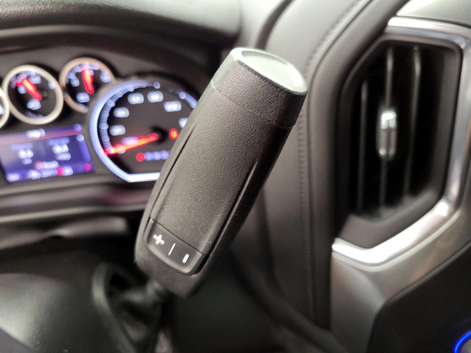 2022 Chevrolet Silverado 2500HD LT - Photo 18