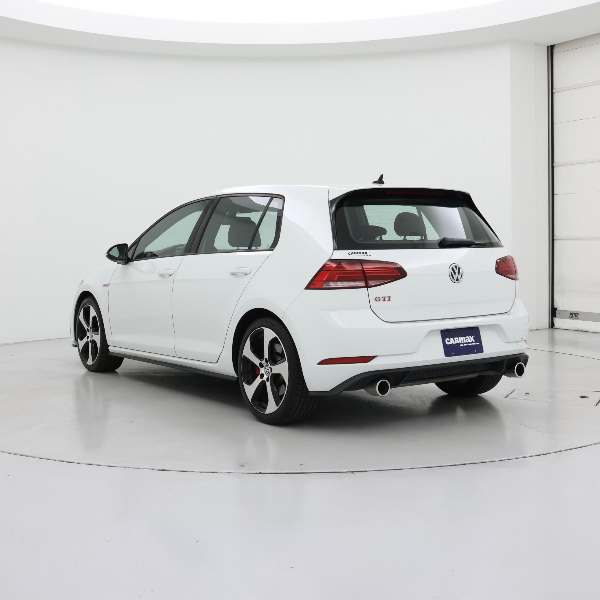 Thumbnail: 2019 Volkswagen Golf - 2