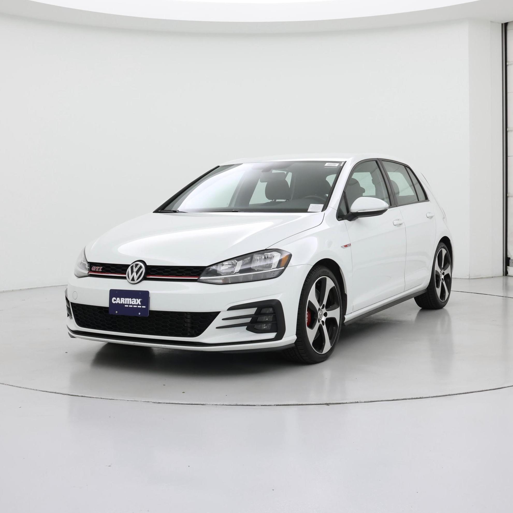 Thumbnail: 2019 Volkswagen Golf - 4