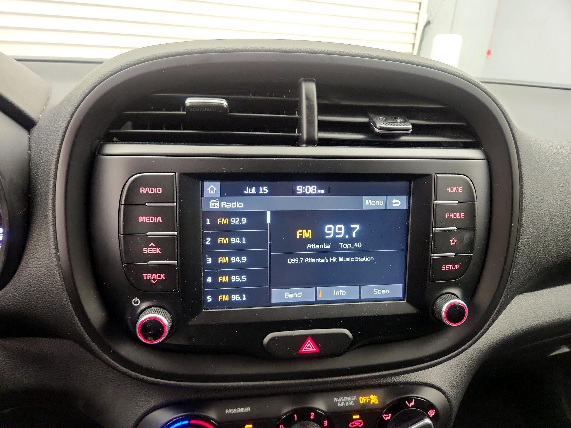 Thumbnail: 2020 Kia Soul - 15
