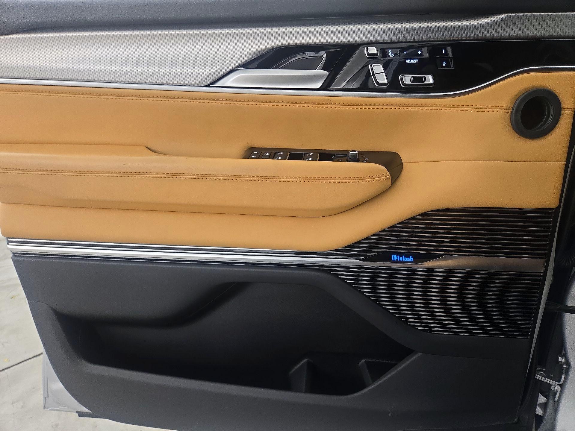 Thumbnail: 2023 Jeep Grand Wagoneer - 12