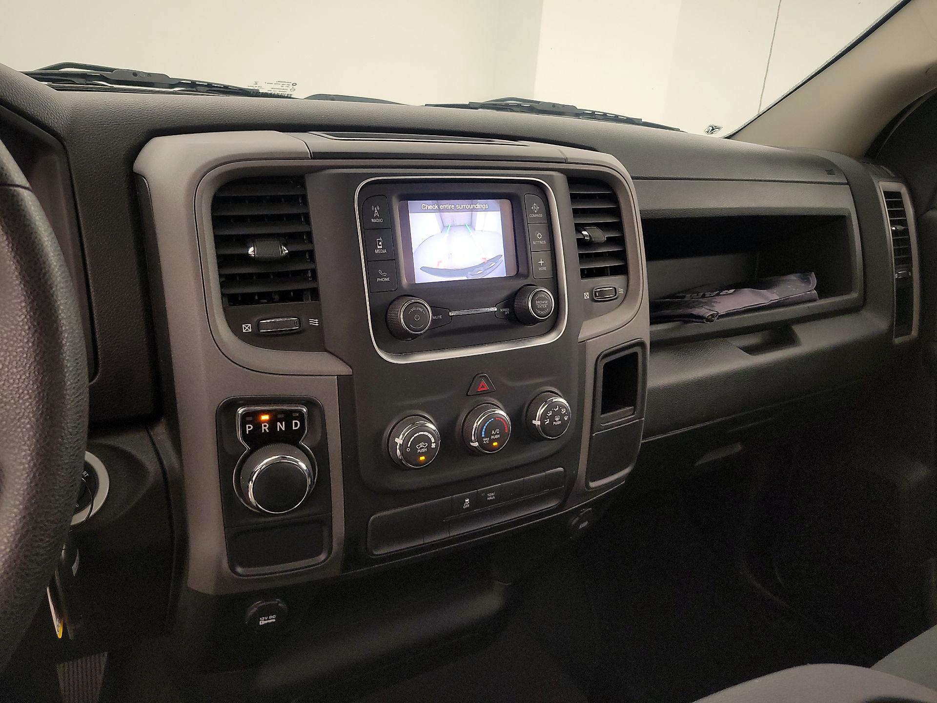 Thumbnail: 2021 RAM 1500 Classic - 14