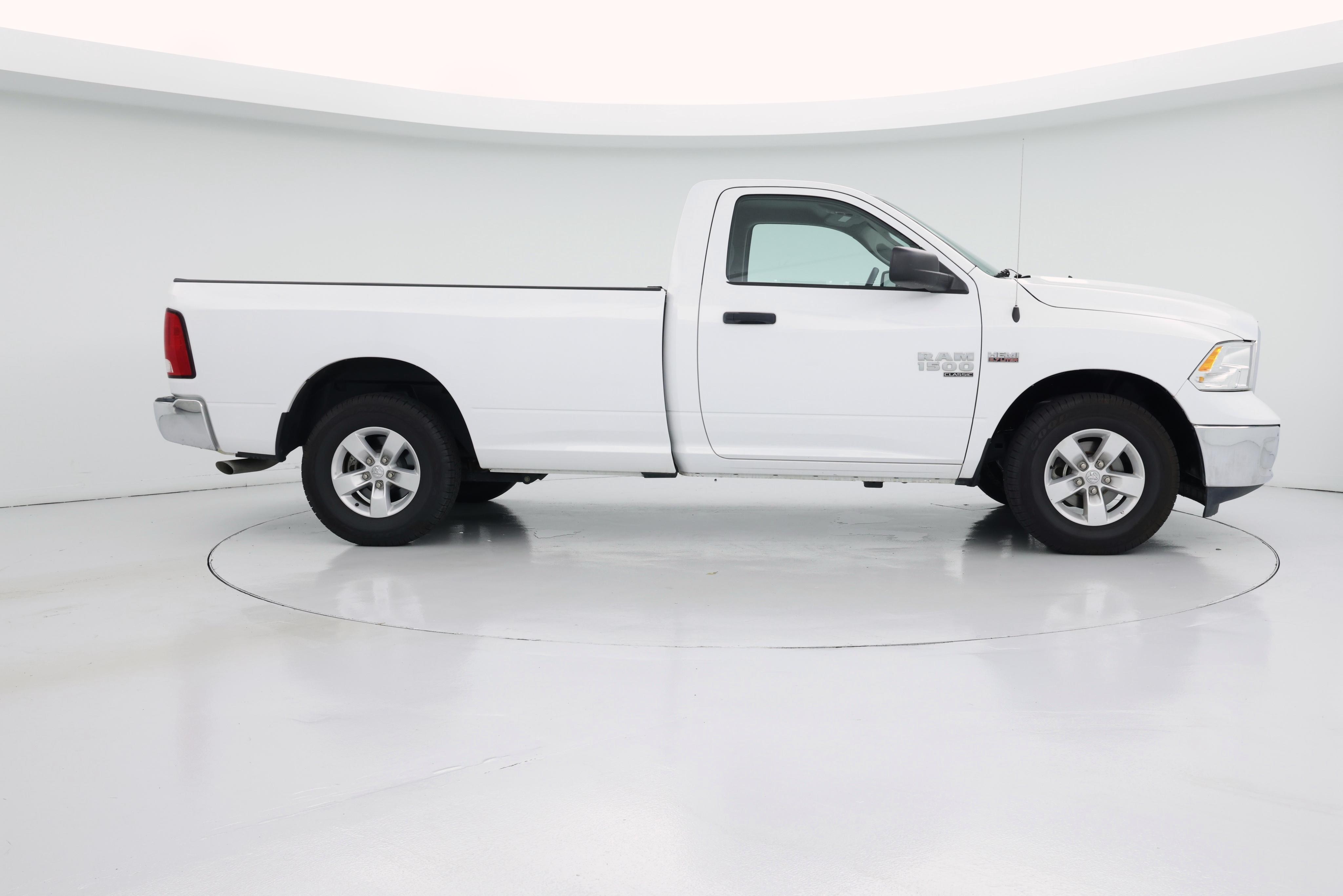 Thumbnail: 2021 RAM 1500 Classic - 7