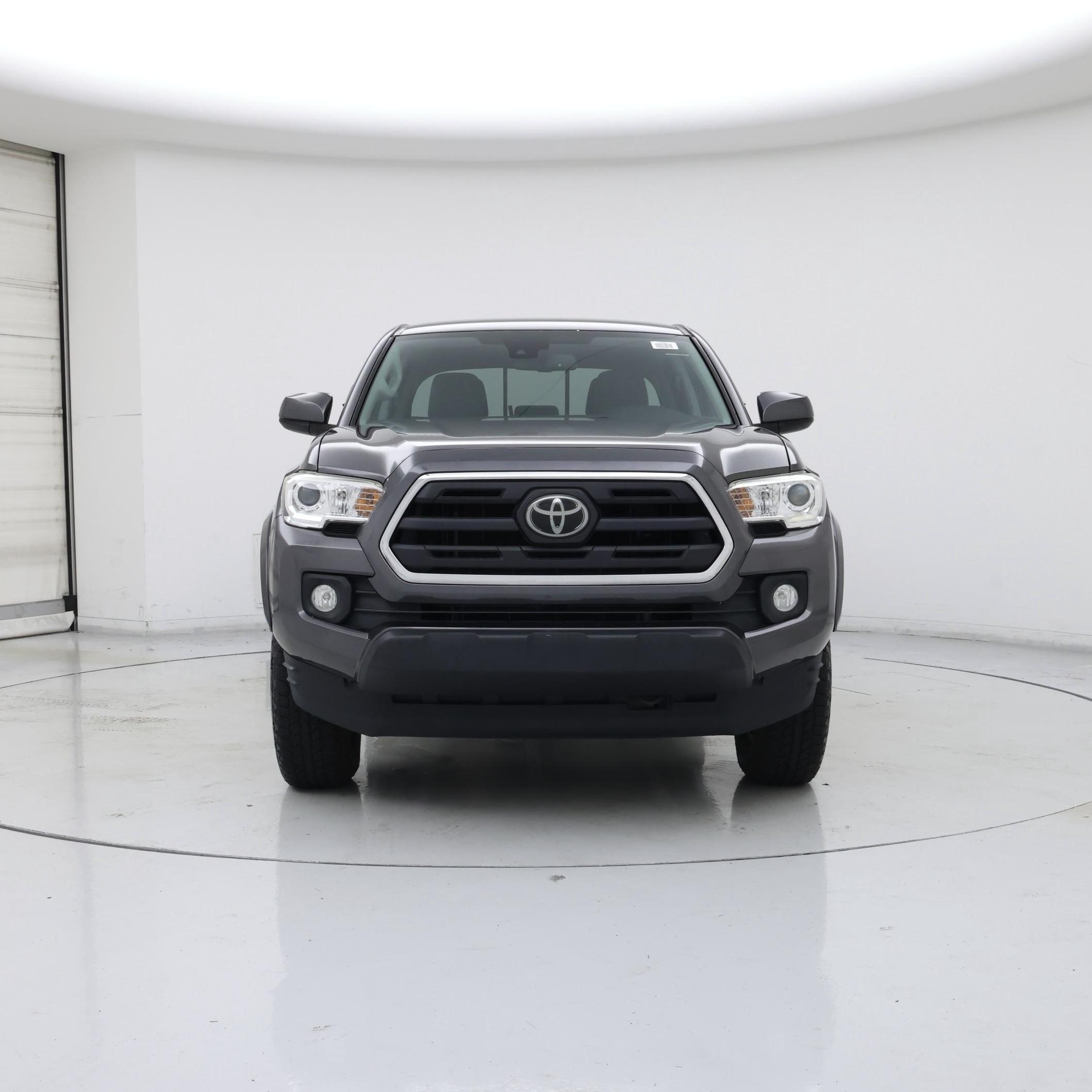 Thumbnail: 2019 Toyota Tacoma - 5