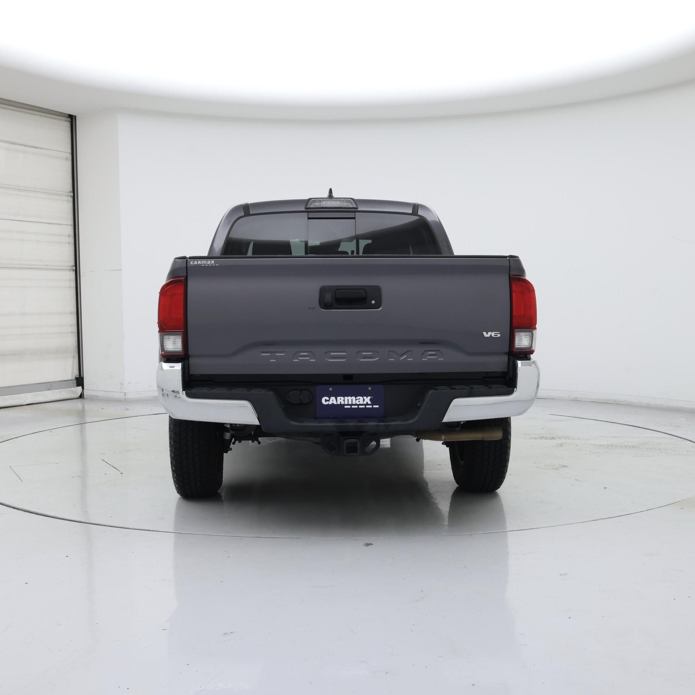 Thumbnail: 2019 Toyota Tacoma - 6