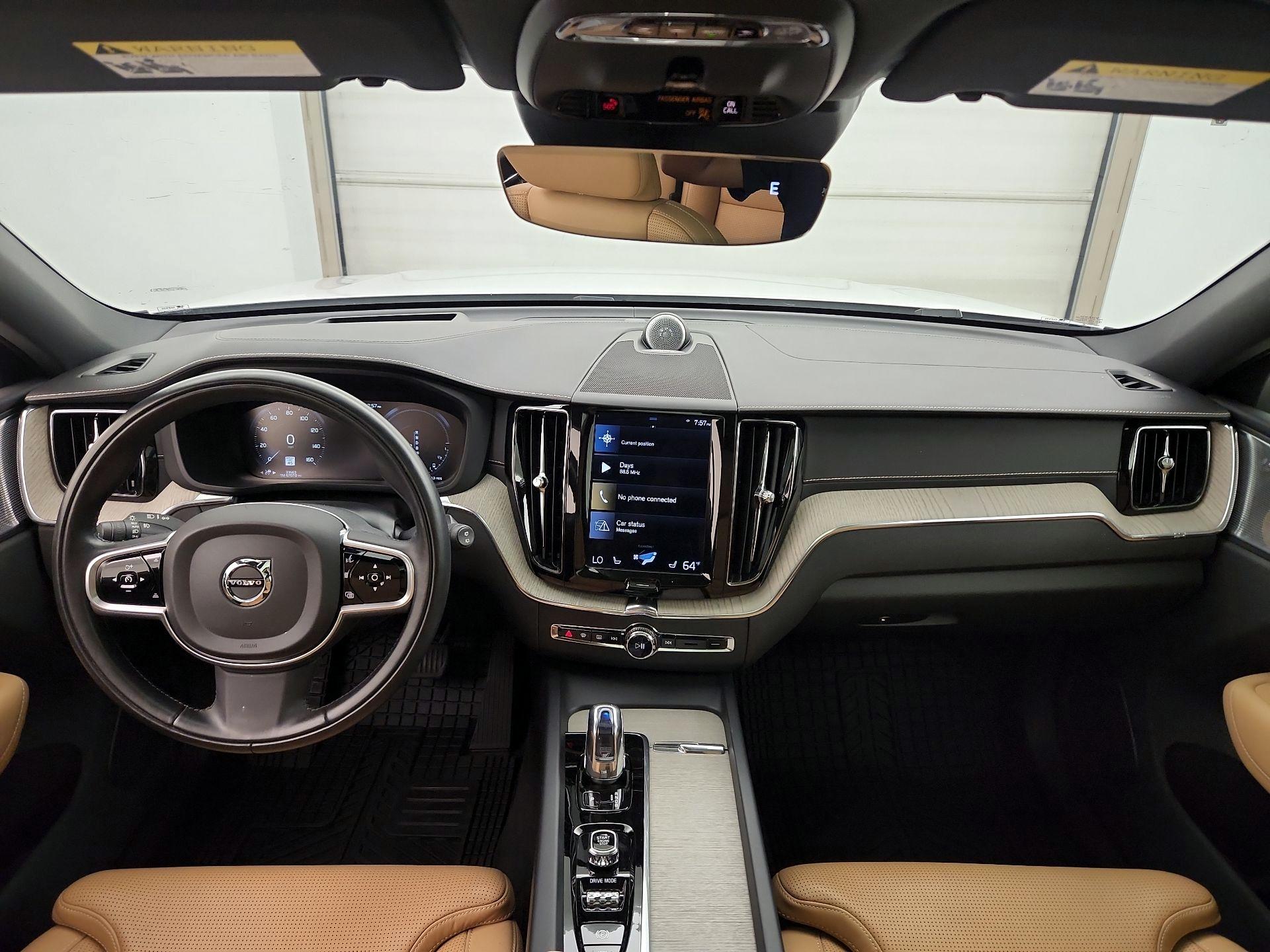 Thumbnail: 2019 Volvo XC60 - 9
