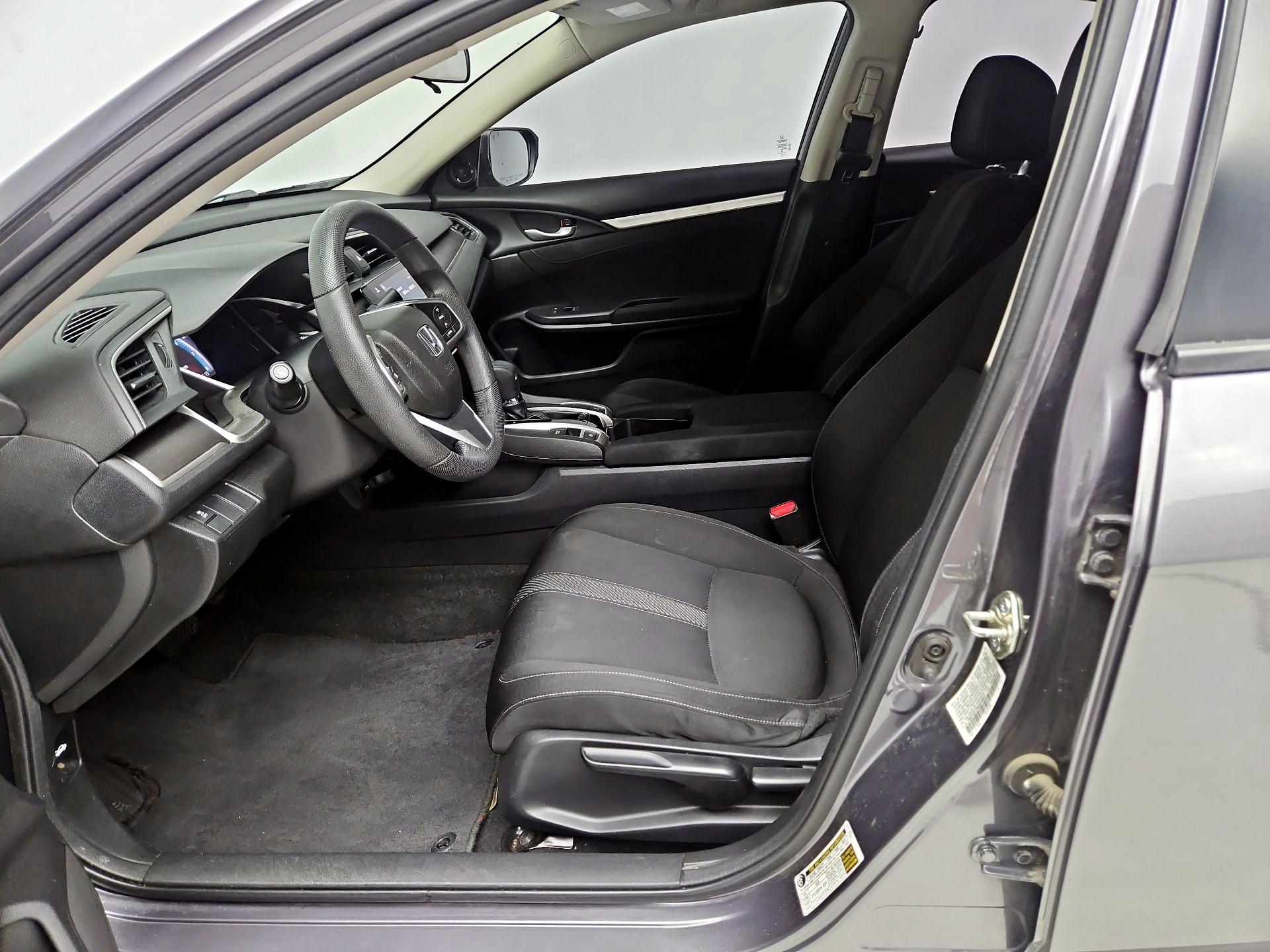Thumbnail: 2016 Honda Civic - 11
