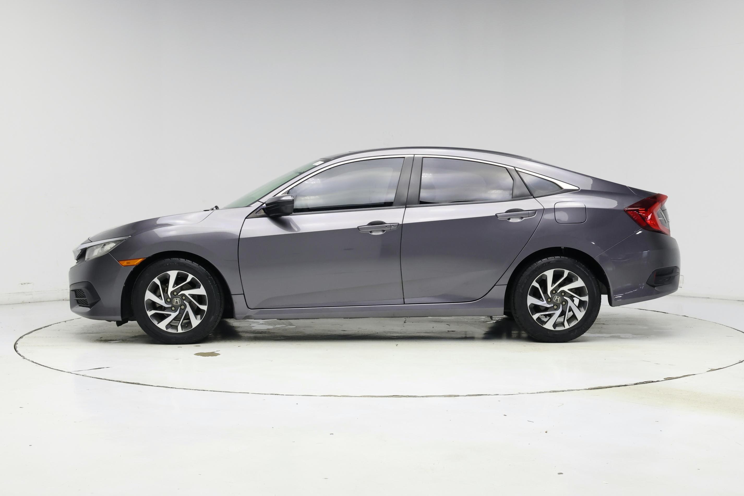 Thumbnail: 2016 Honda Civic - 3