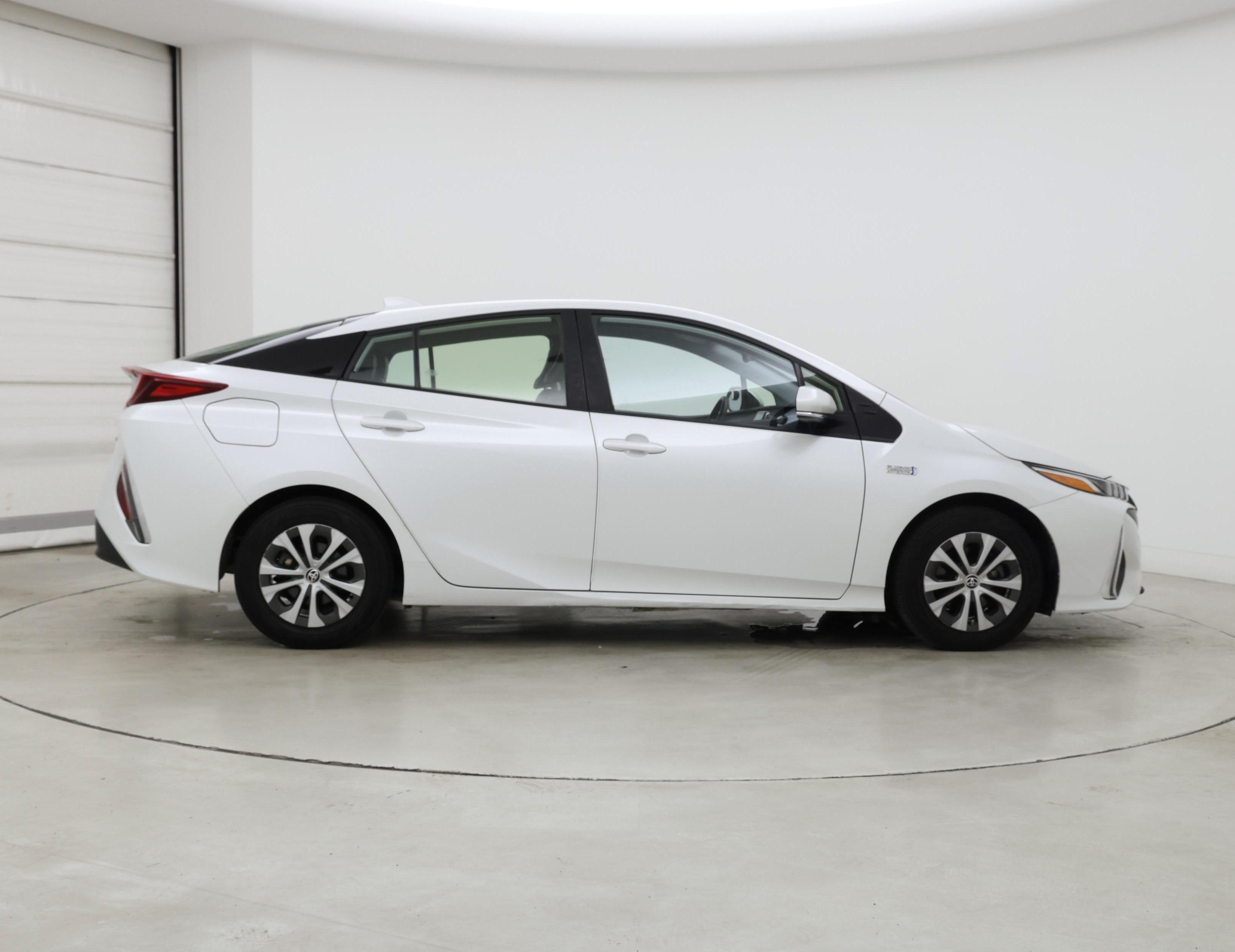 Thumbnail: 2022 Toyota Prius Prime - 7