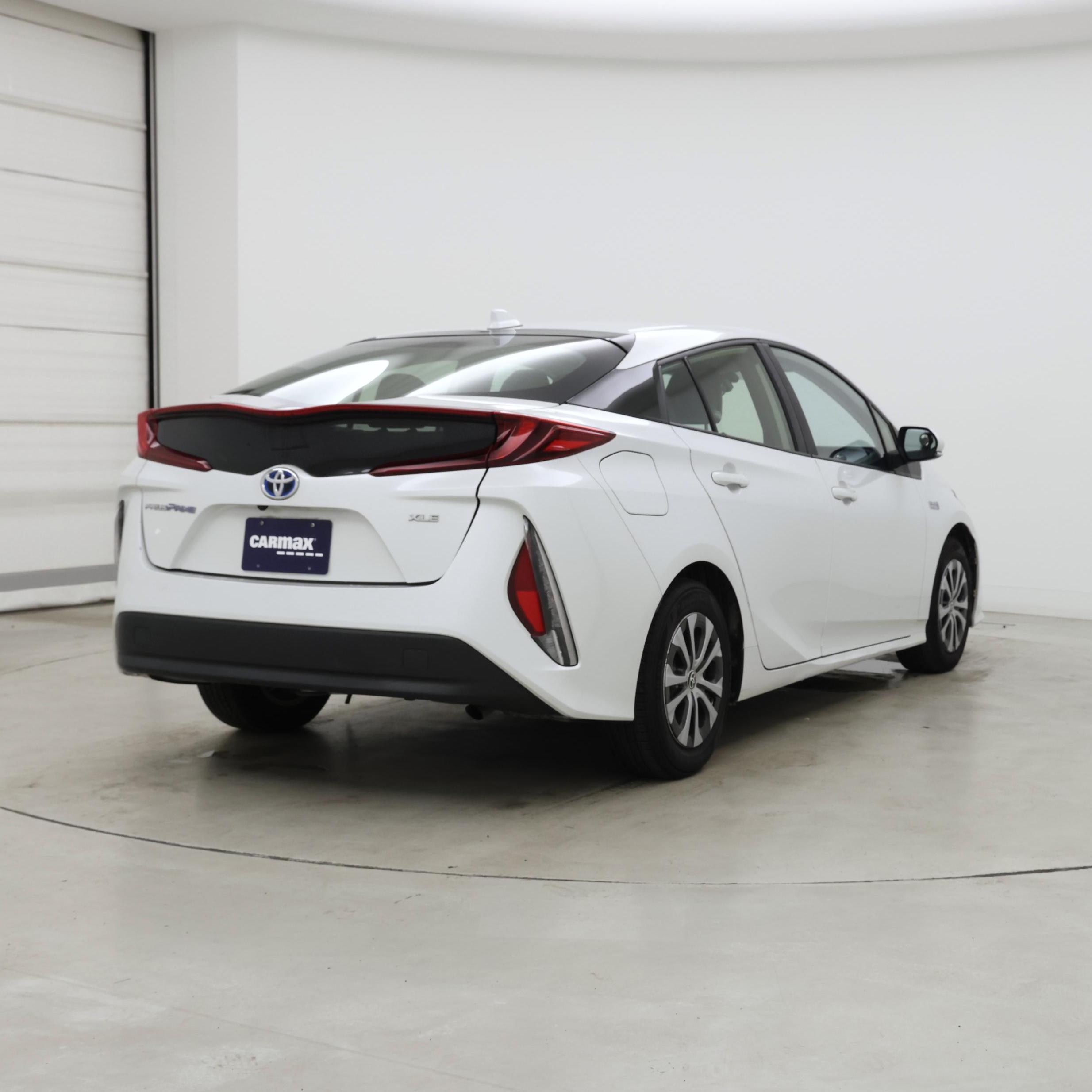Thumbnail: 2022 Toyota Prius Prime - 8
