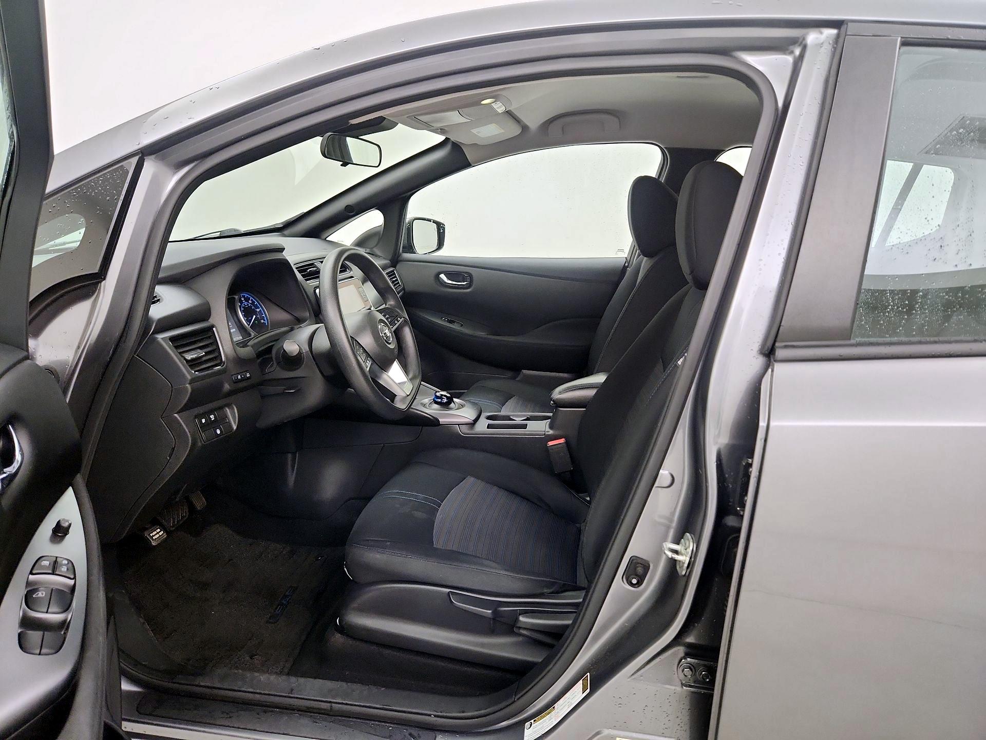 Thumbnail: 2021 Nissan Leaf - 11
