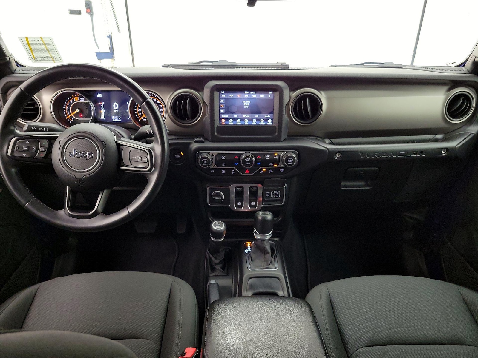 2018 Jeep All-New Wrangler Sport S - Photo 10