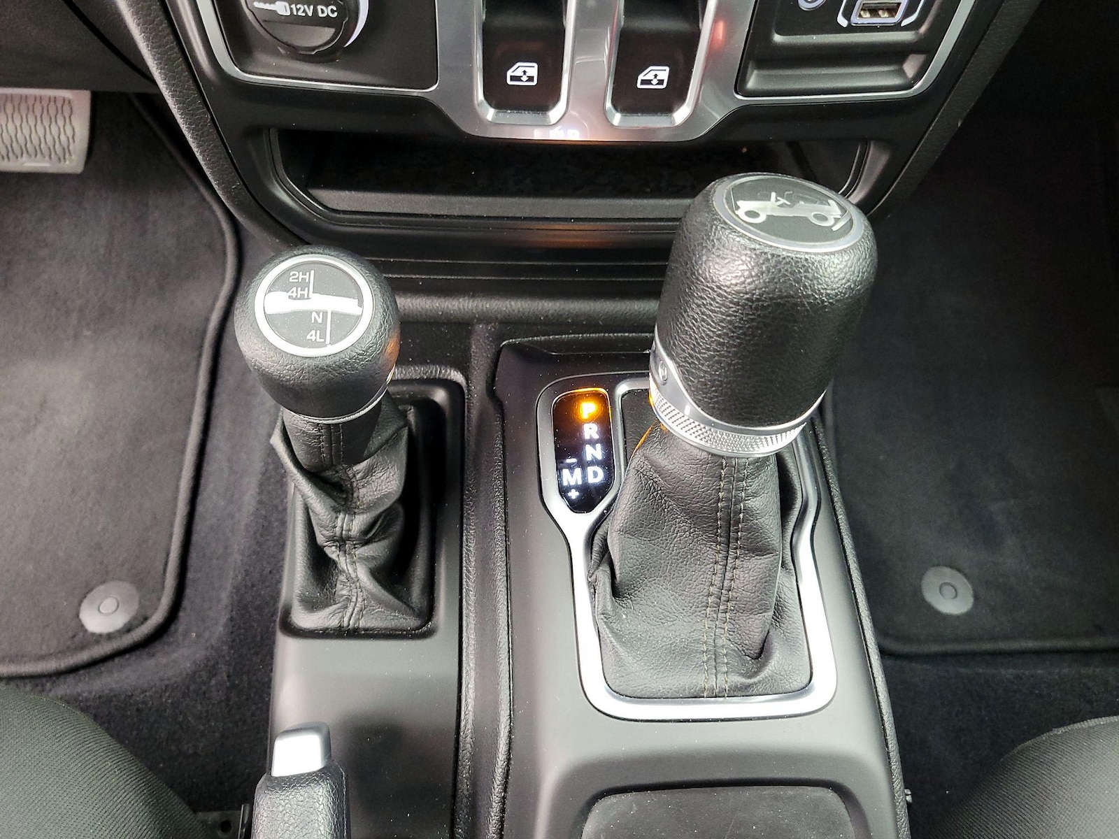 2018 Jeep All-New Wrangler Sport S - Photo 18