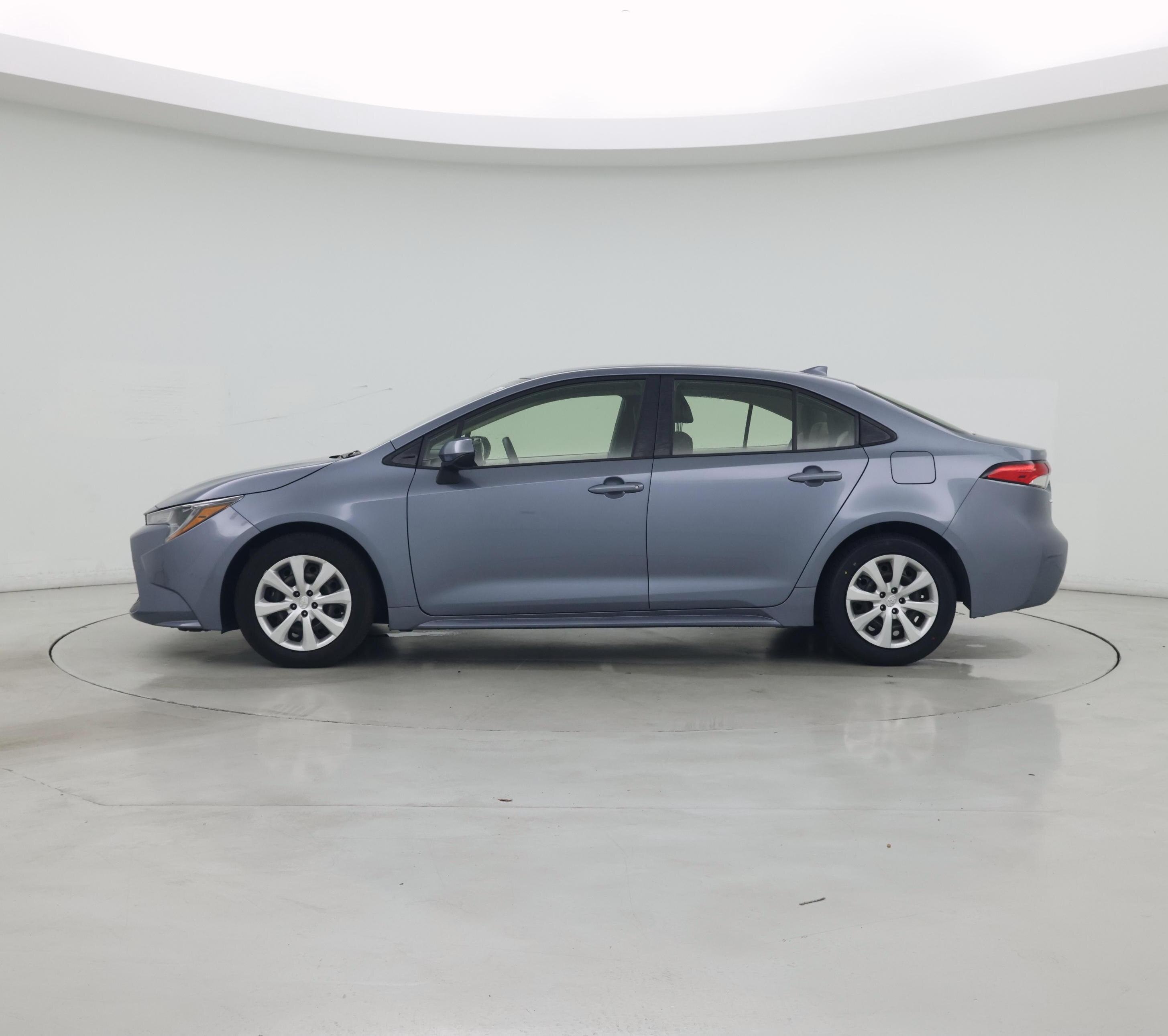 Thumbnail: 2022 Toyota Corolla - 3