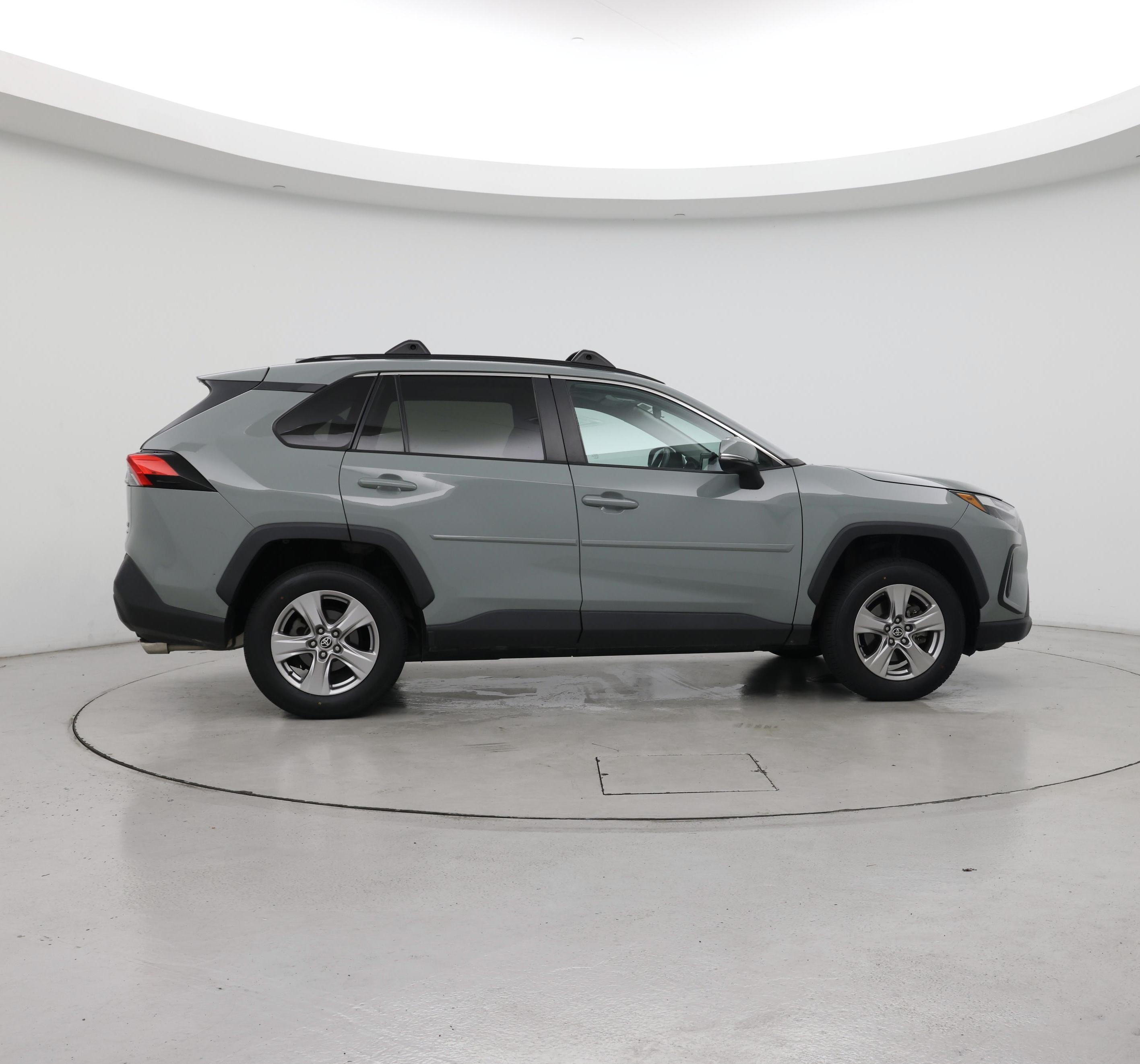 Thumbnail: 2022 Toyota RAV4 - 7