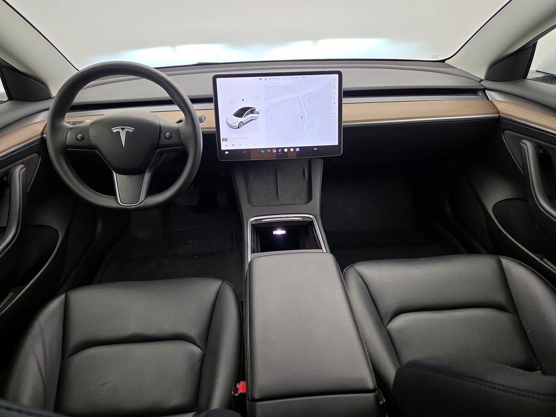 Thumbnail: 2023 Tesla Model 3 - 9