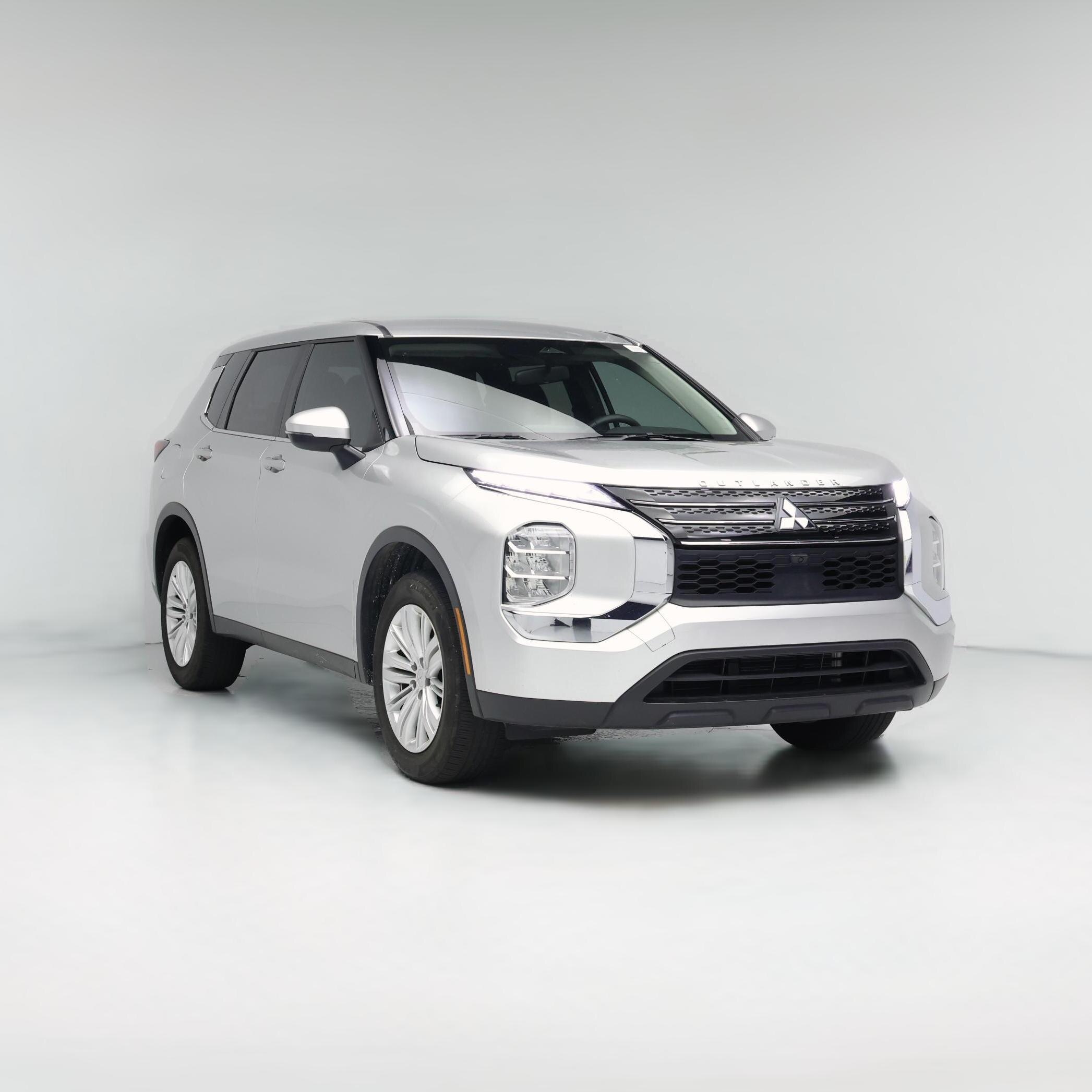 Thumbnail: 2024 Mitsubishi Outlander - 1