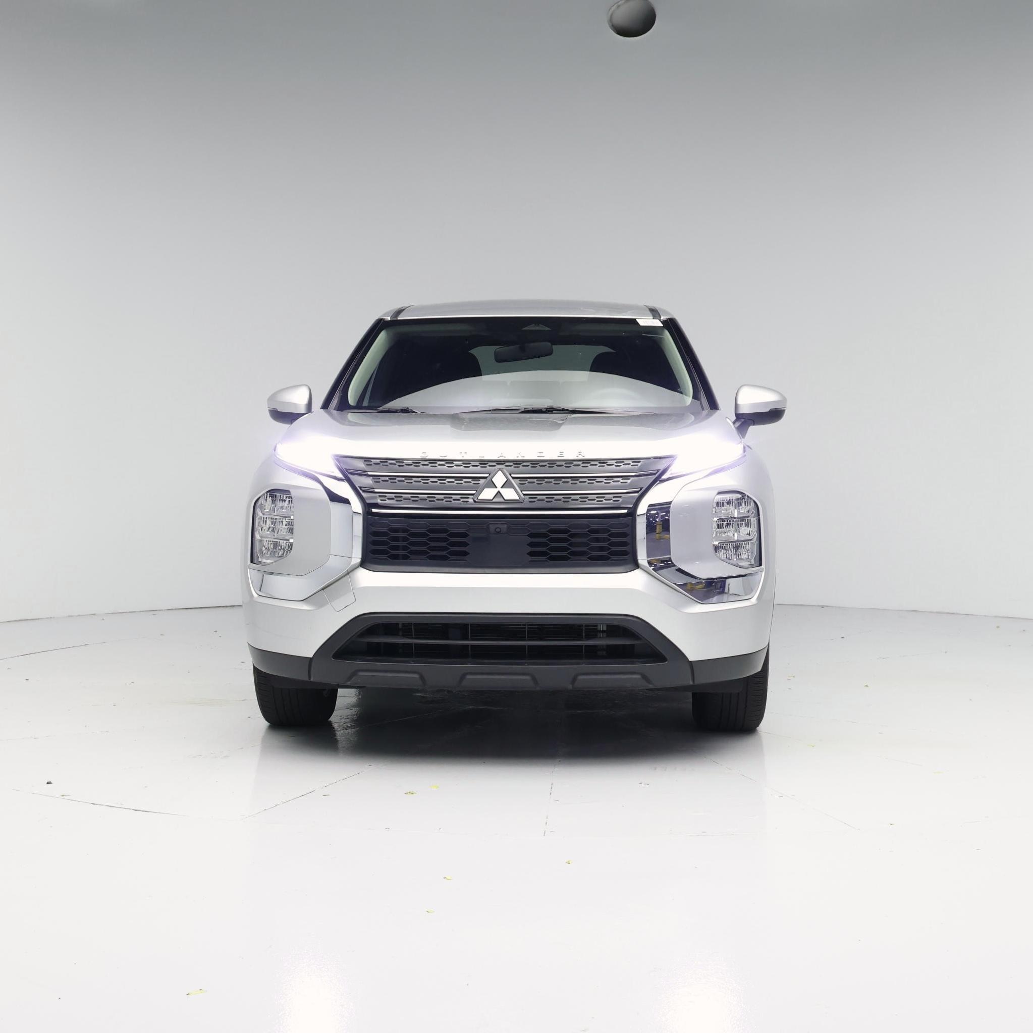 Thumbnail: 2024 Mitsubishi Outlander - 5