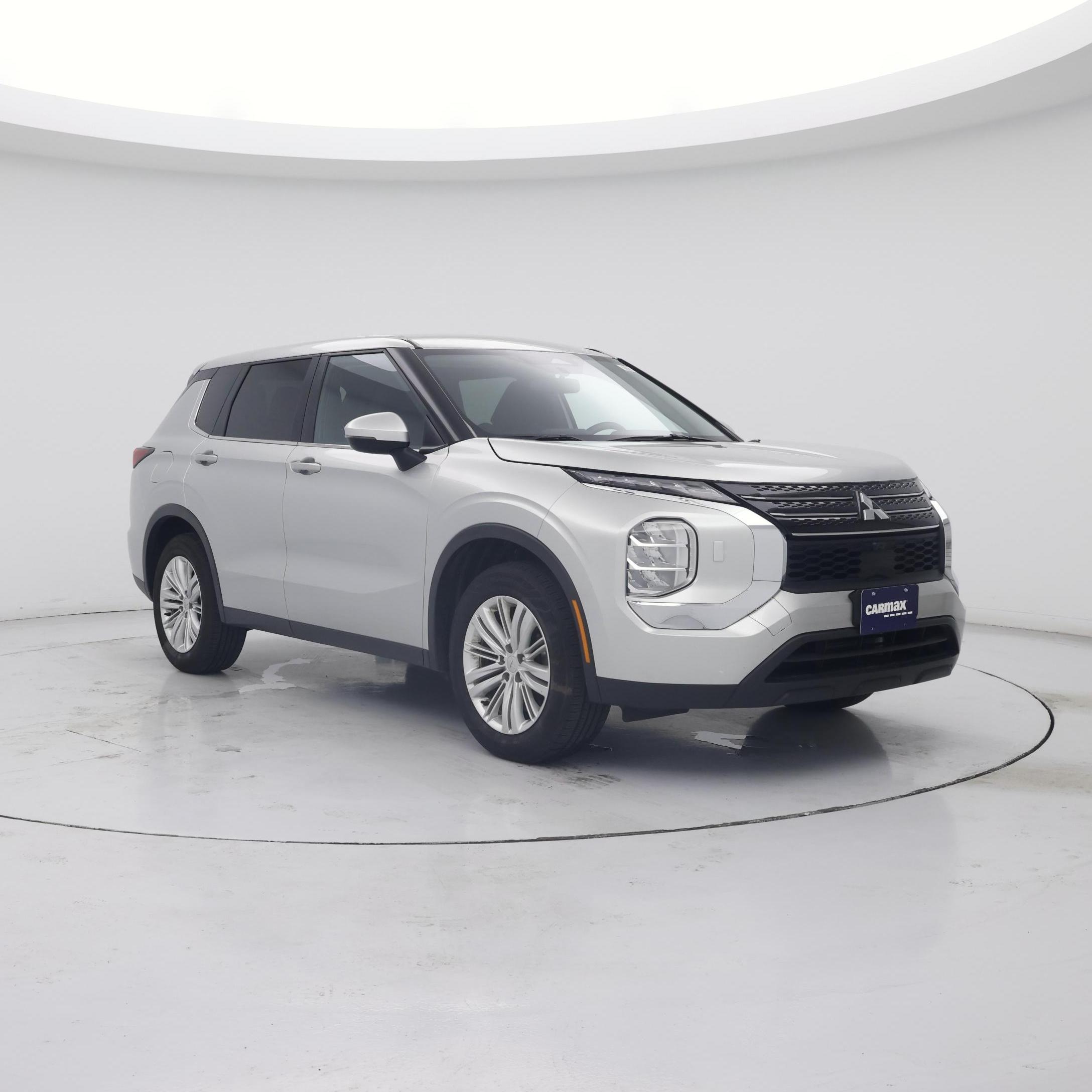 Silver 2022 Mitsubishi Outlander SUV / Crossover All-Wheel Drive Automatic