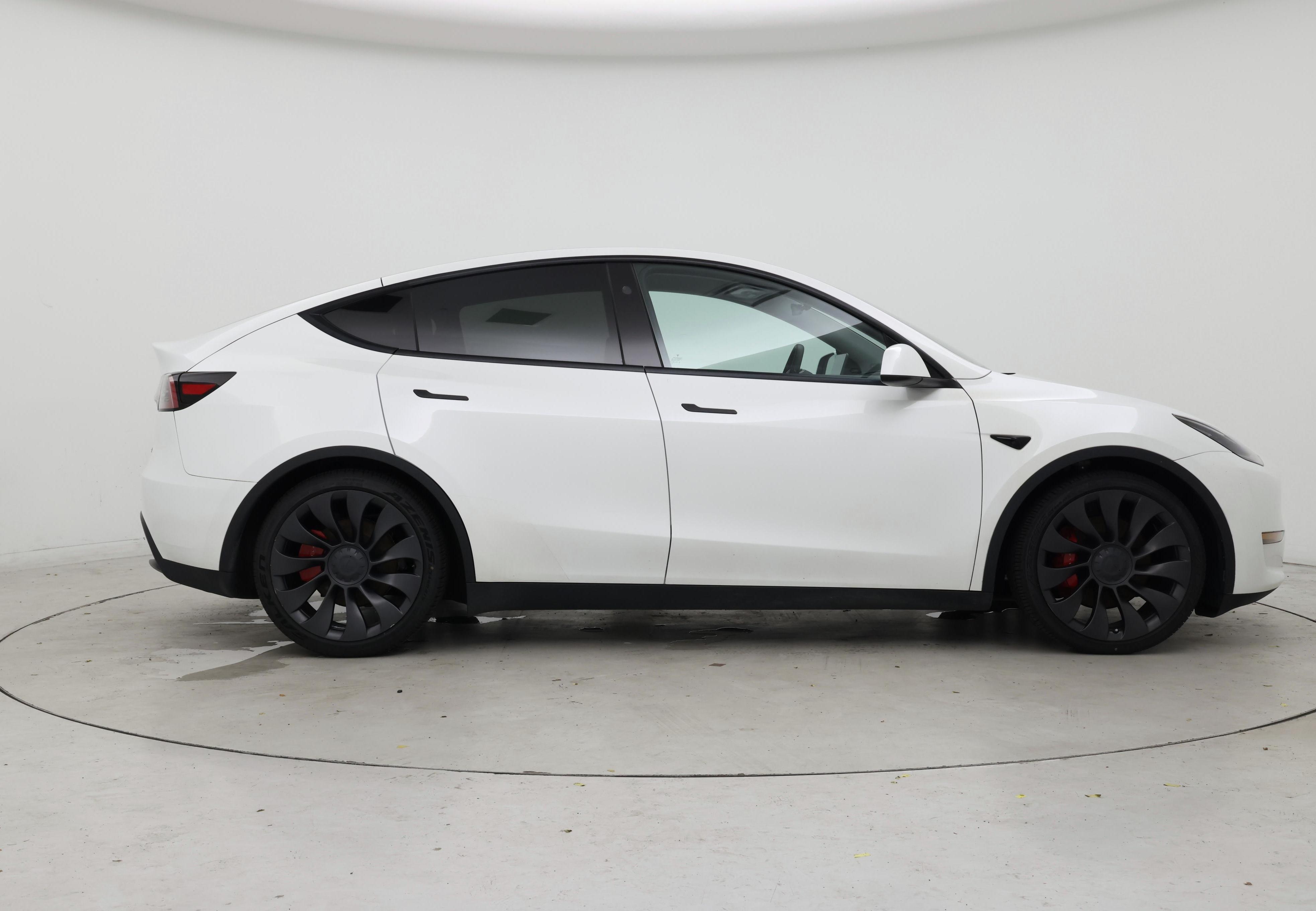 Thumbnail: 2023 Tesla Model Y - 7