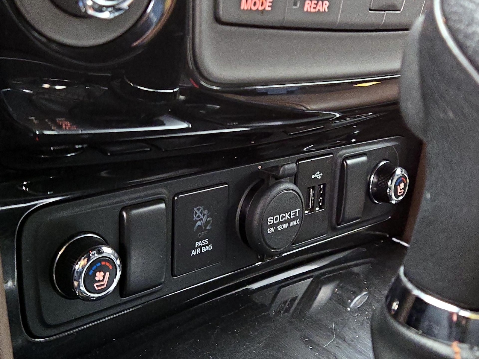 2019 Nissan Armada Platinum - Photo 20