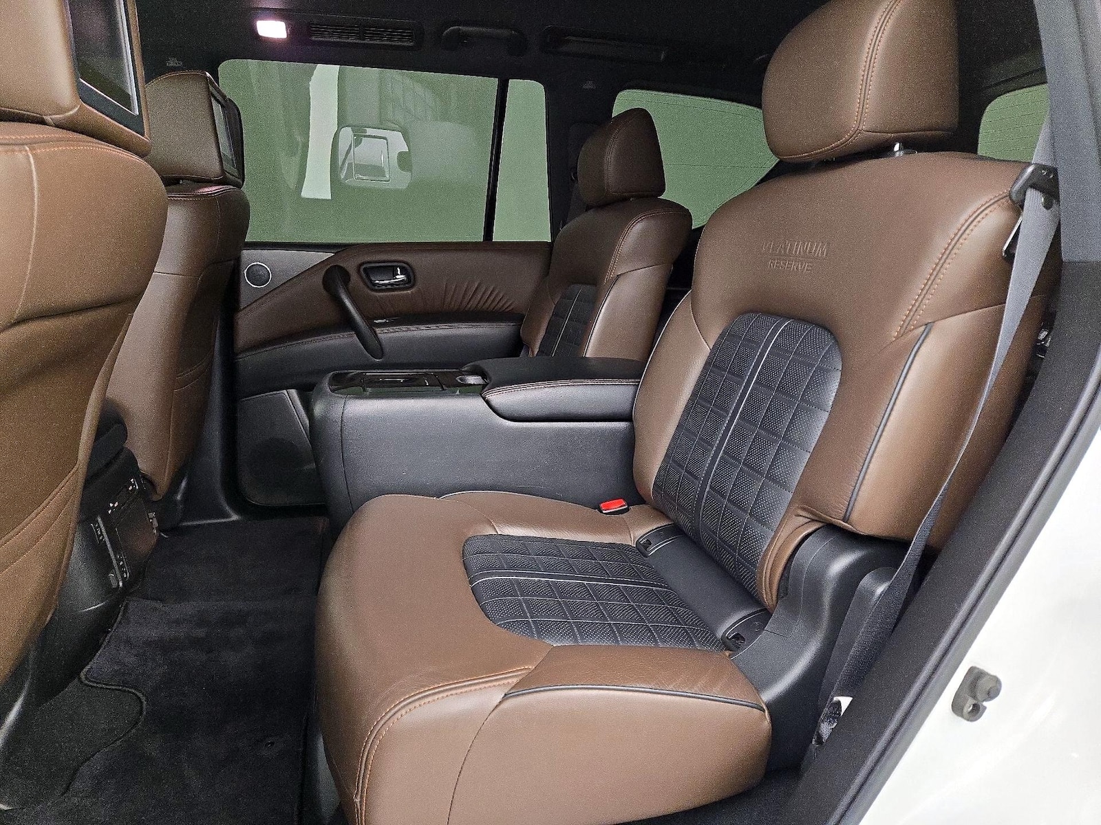 2019 Nissan Armada Platinum - Photo 22