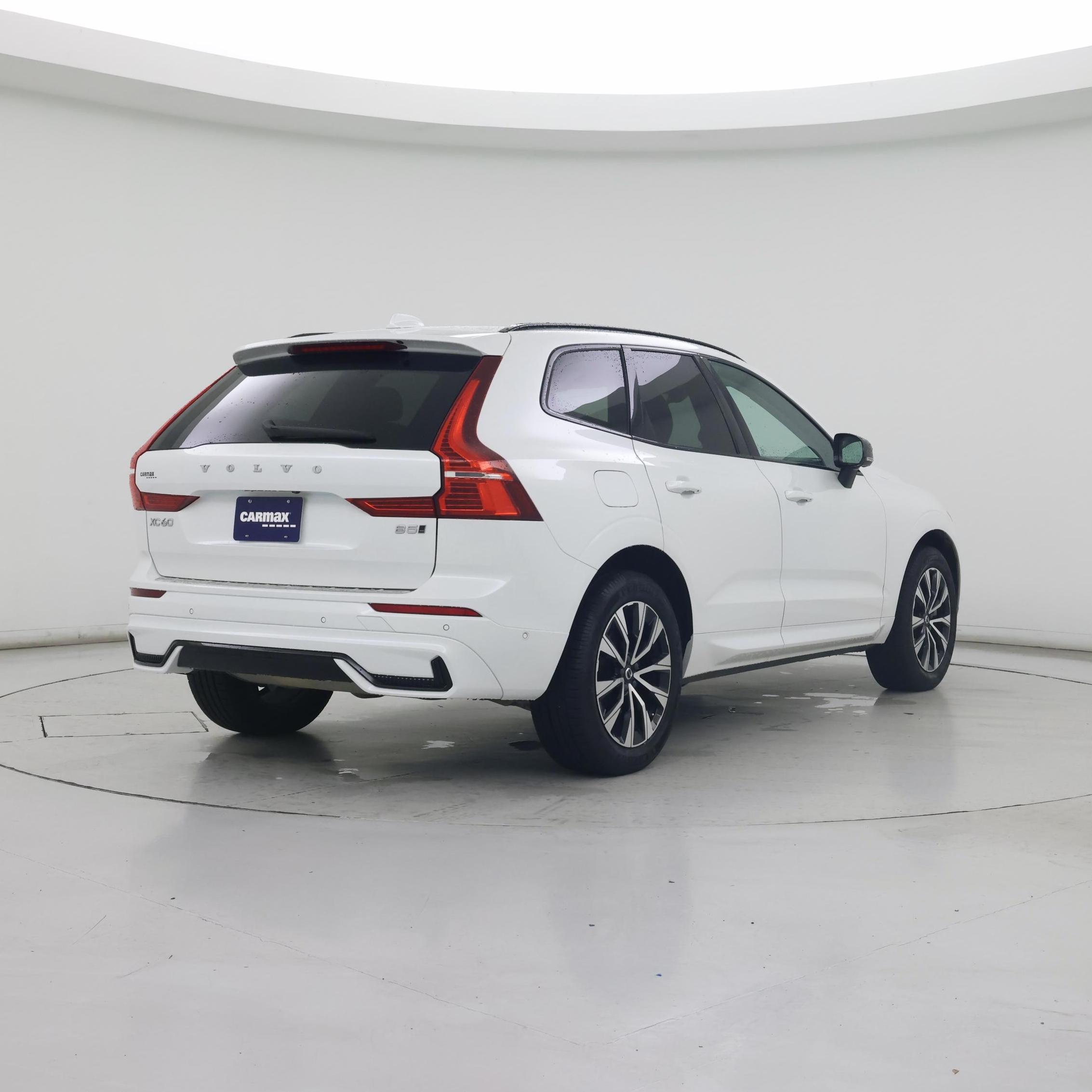 Thumbnail: 2024 Volvo XC60 - 8