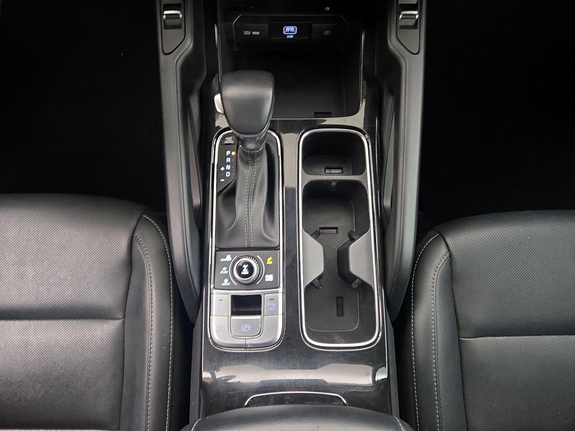 Thumbnail: 2020 Kia Telluride - 17