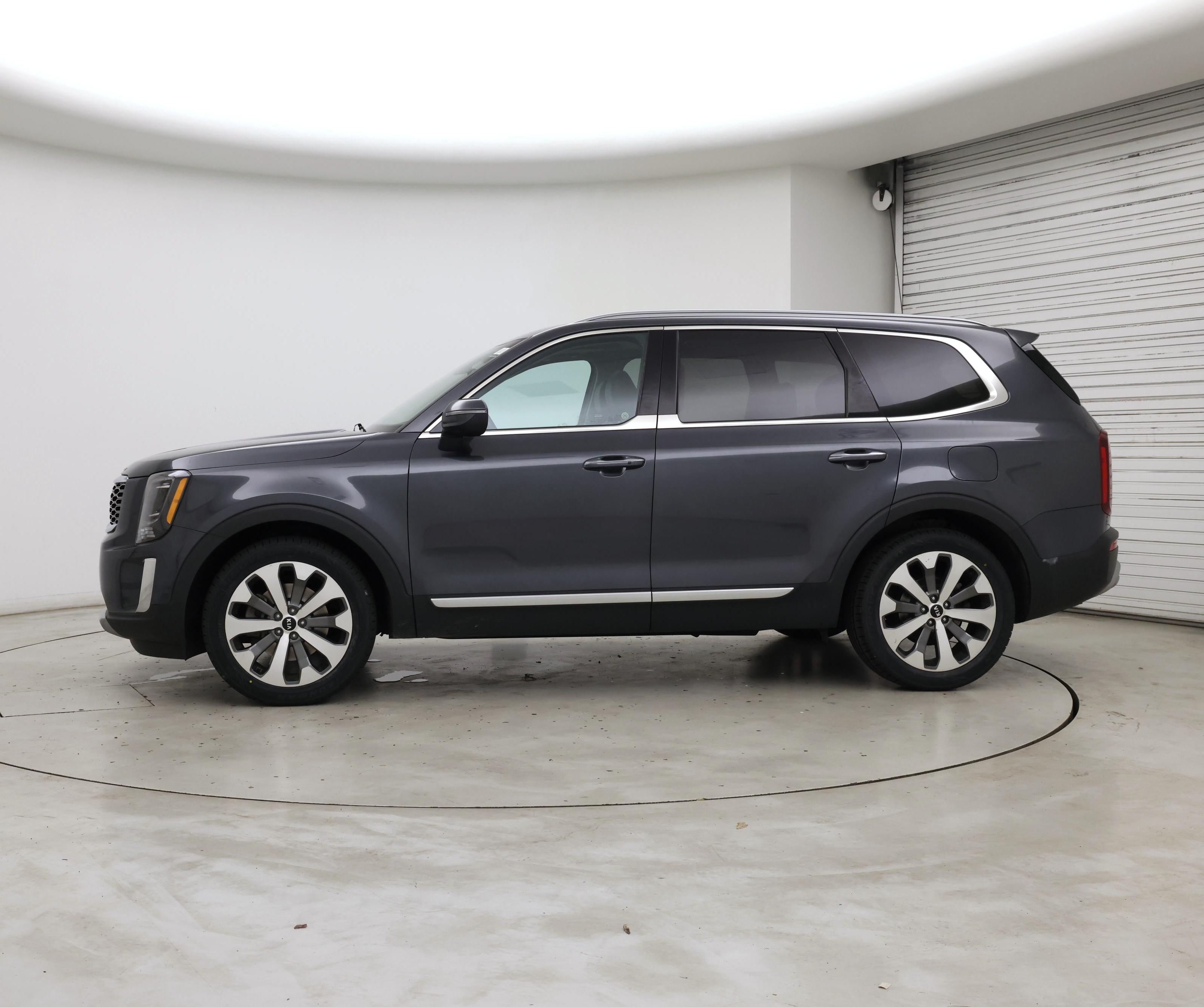 Thumbnail: 2020 Kia Telluride - 3