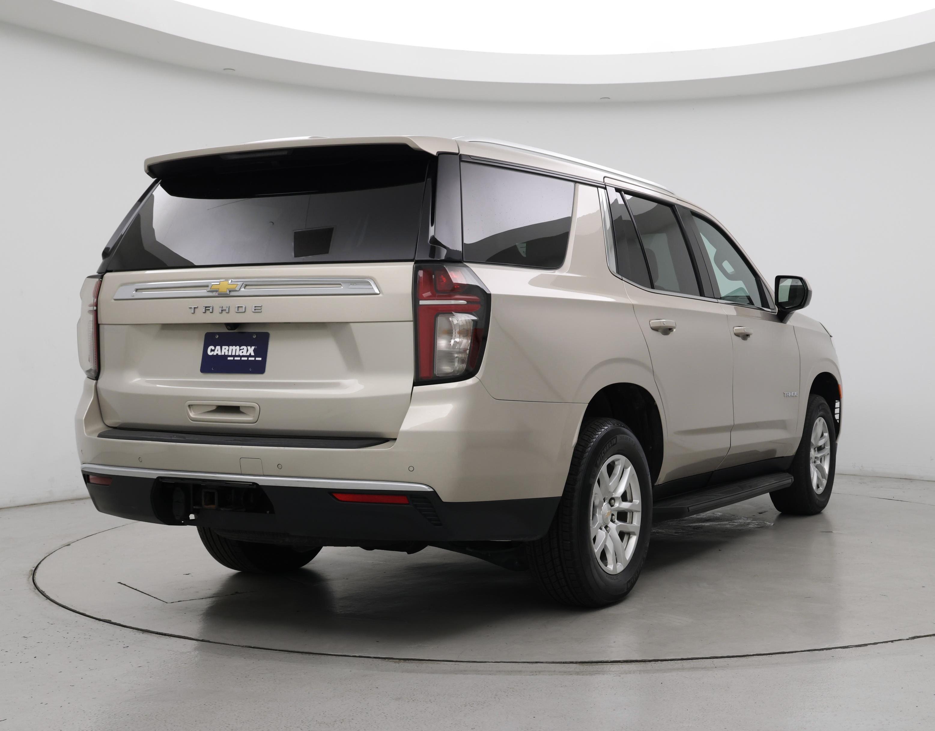 Thumbnail: 2022 Chevrolet Tahoe - 8