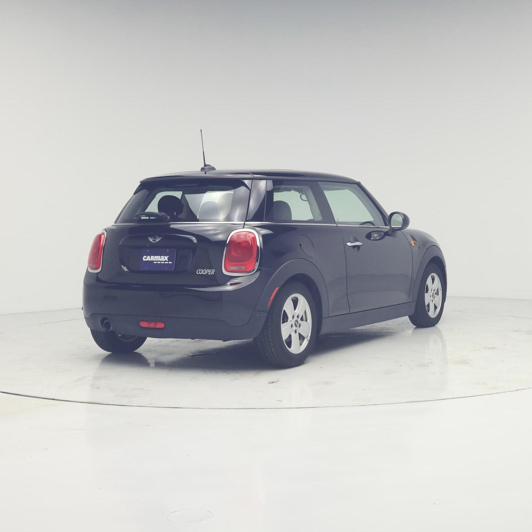 Thumbnail: 2018 MINI Cooper Hardtop - 8