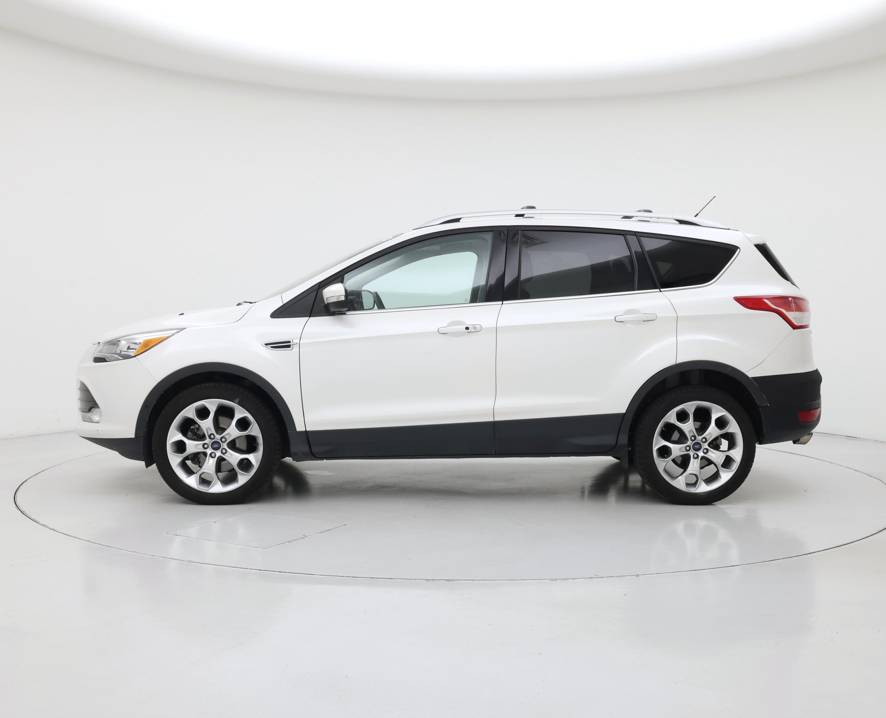 Thumbnail: 2015 Ford Escape - 3