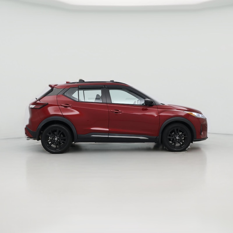 2021 Nissan Kicks SR