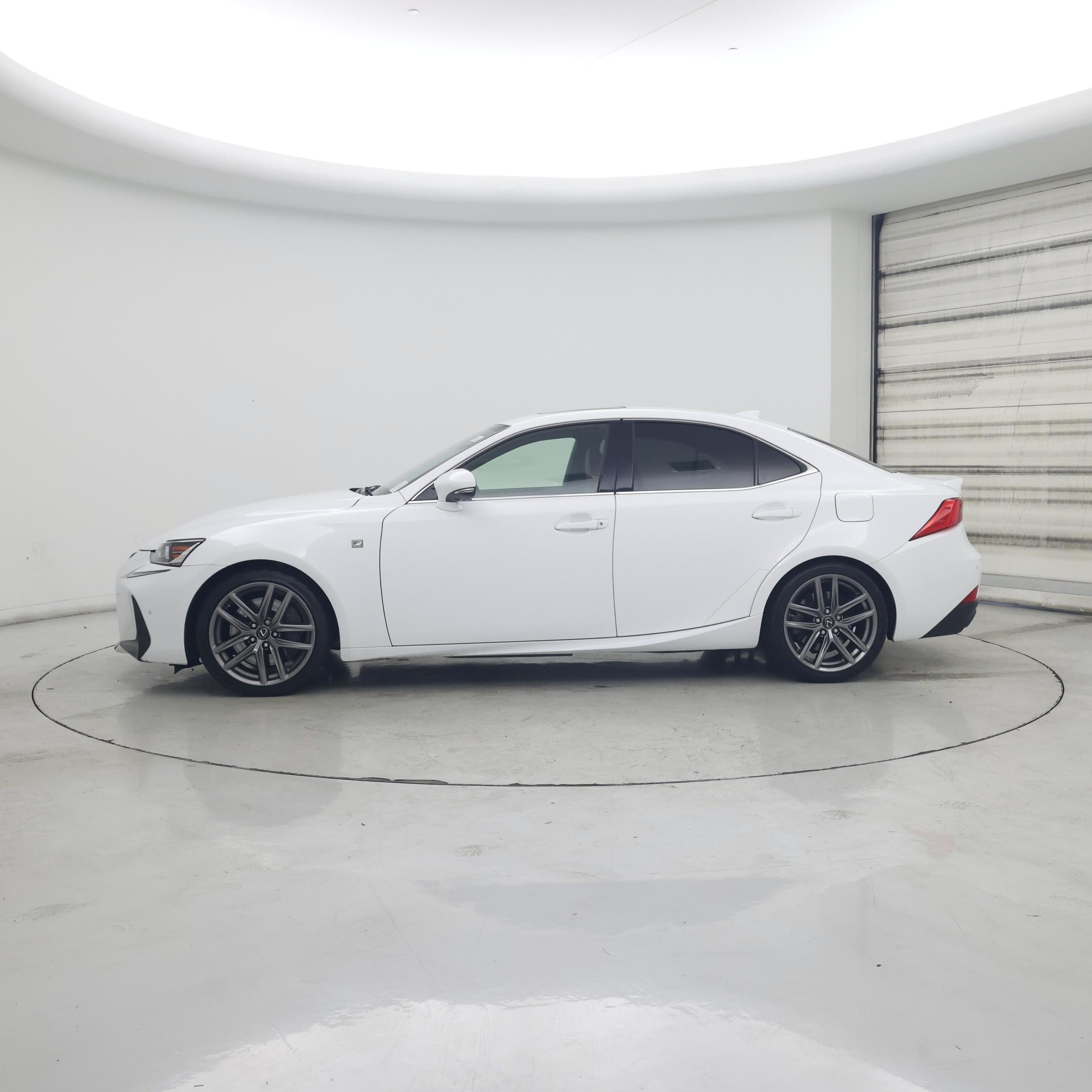 Thumbnail: 2018 Lexus IS - 3