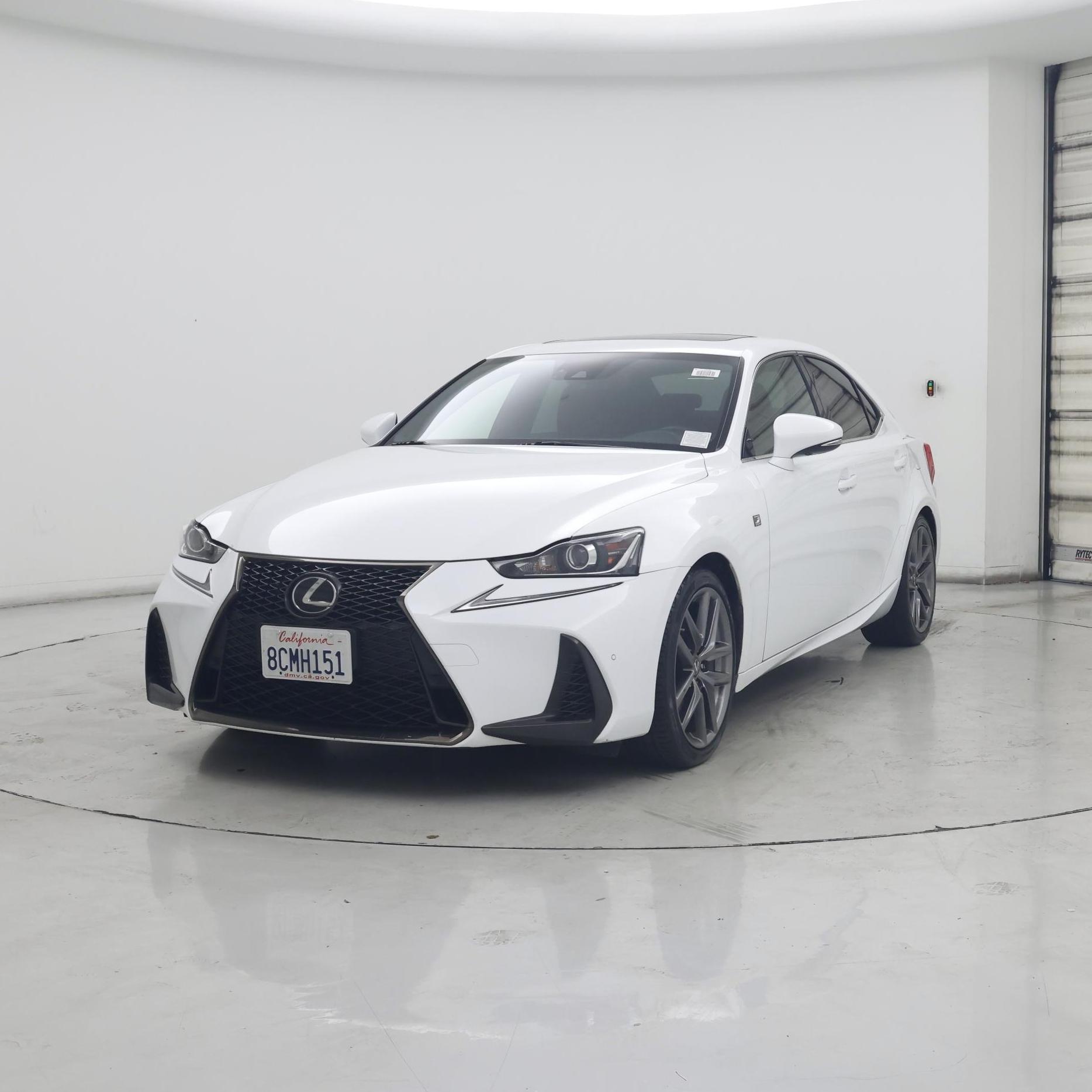 Thumbnail: 2018 Lexus IS - 4