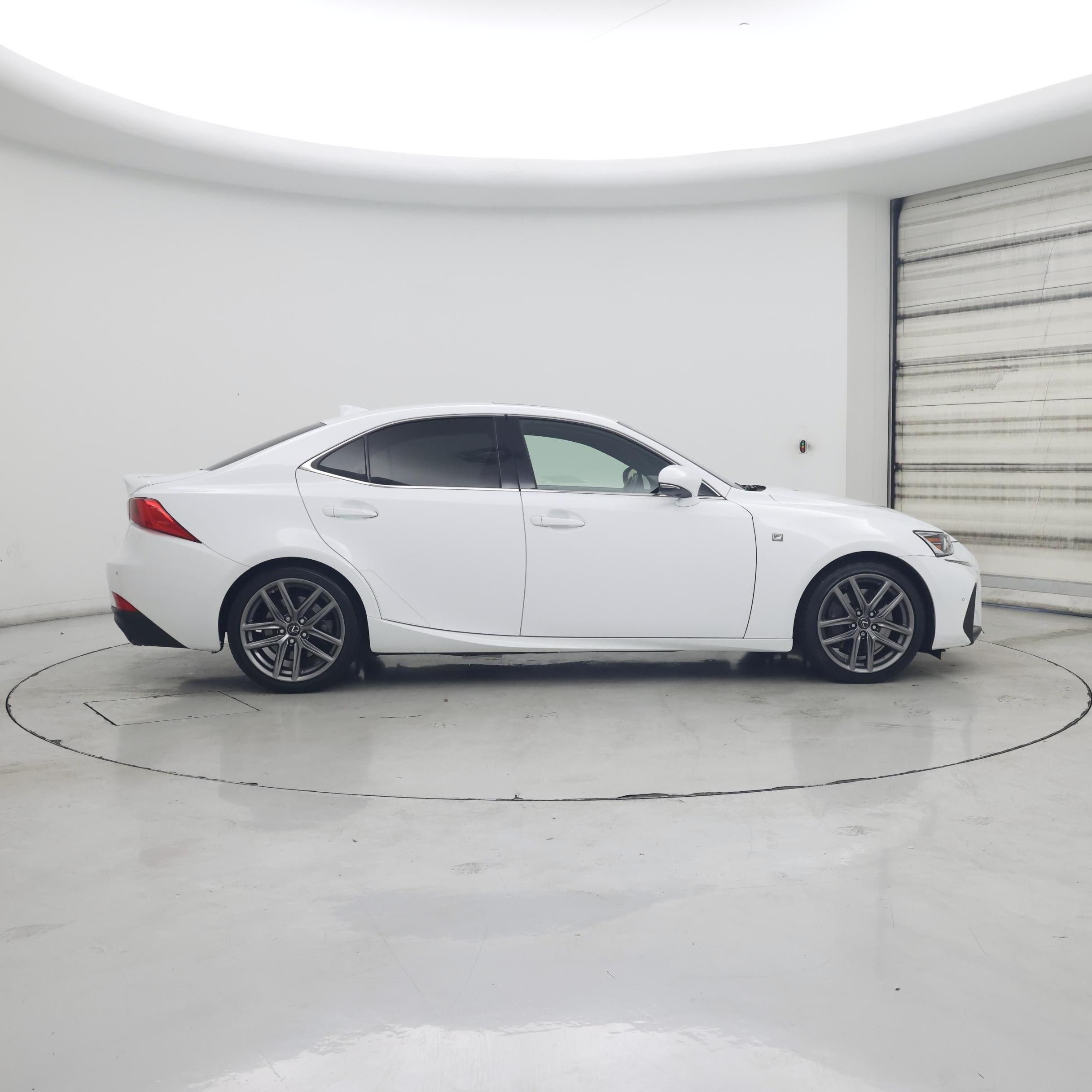 Thumbnail: 2018 Lexus IS - 7