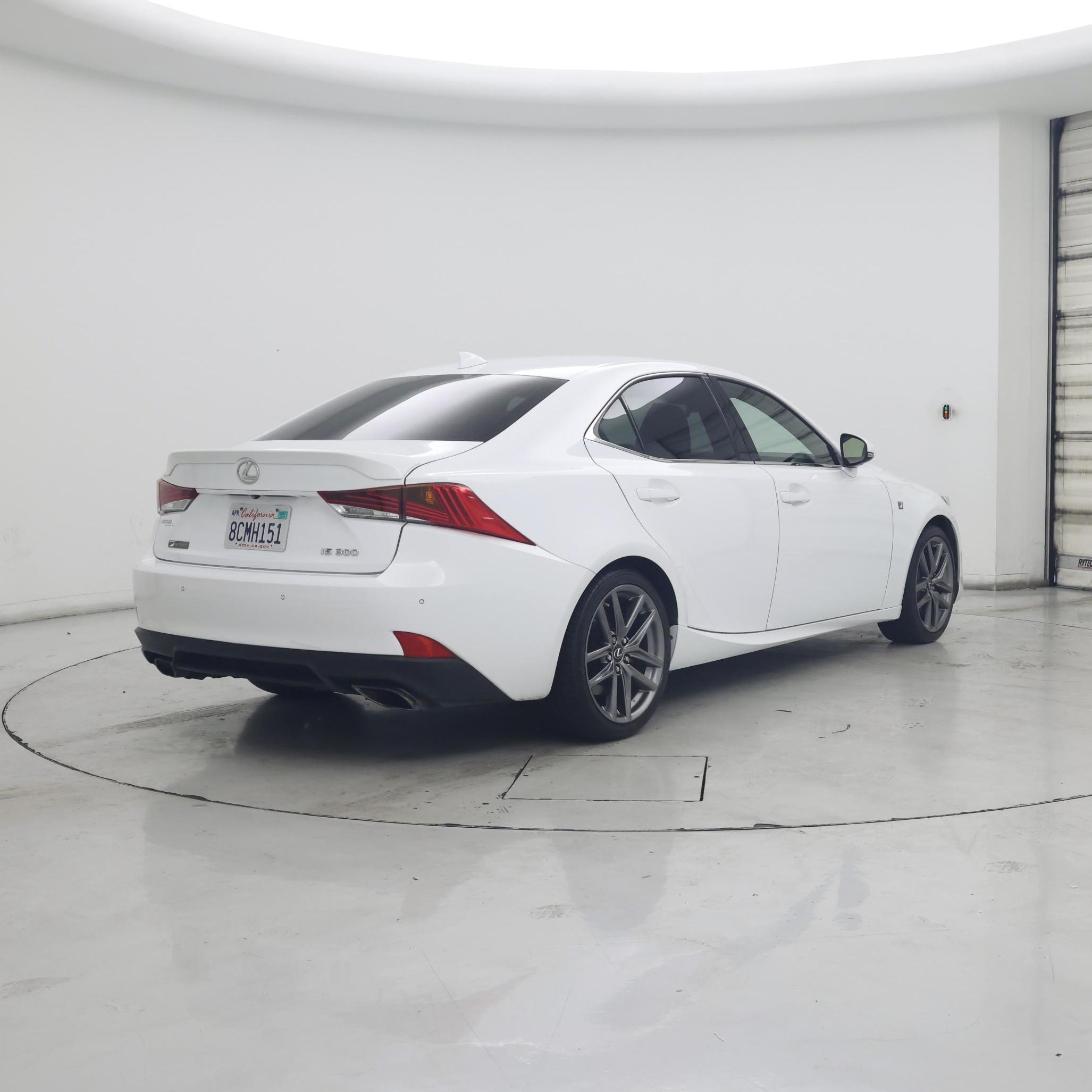 Thumbnail: 2018 Lexus IS - 8