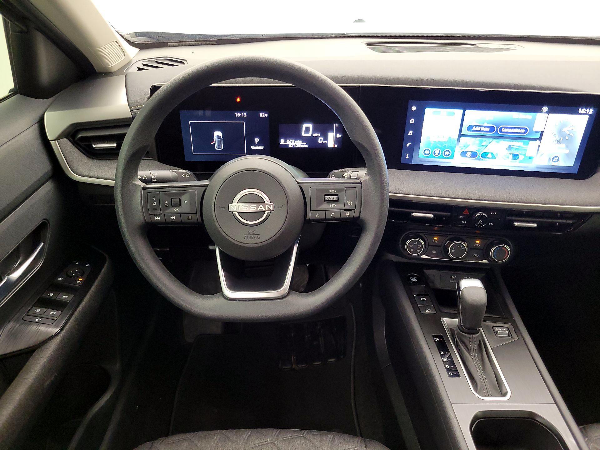 Thumbnail: 2025 Nissan Kicks - 10