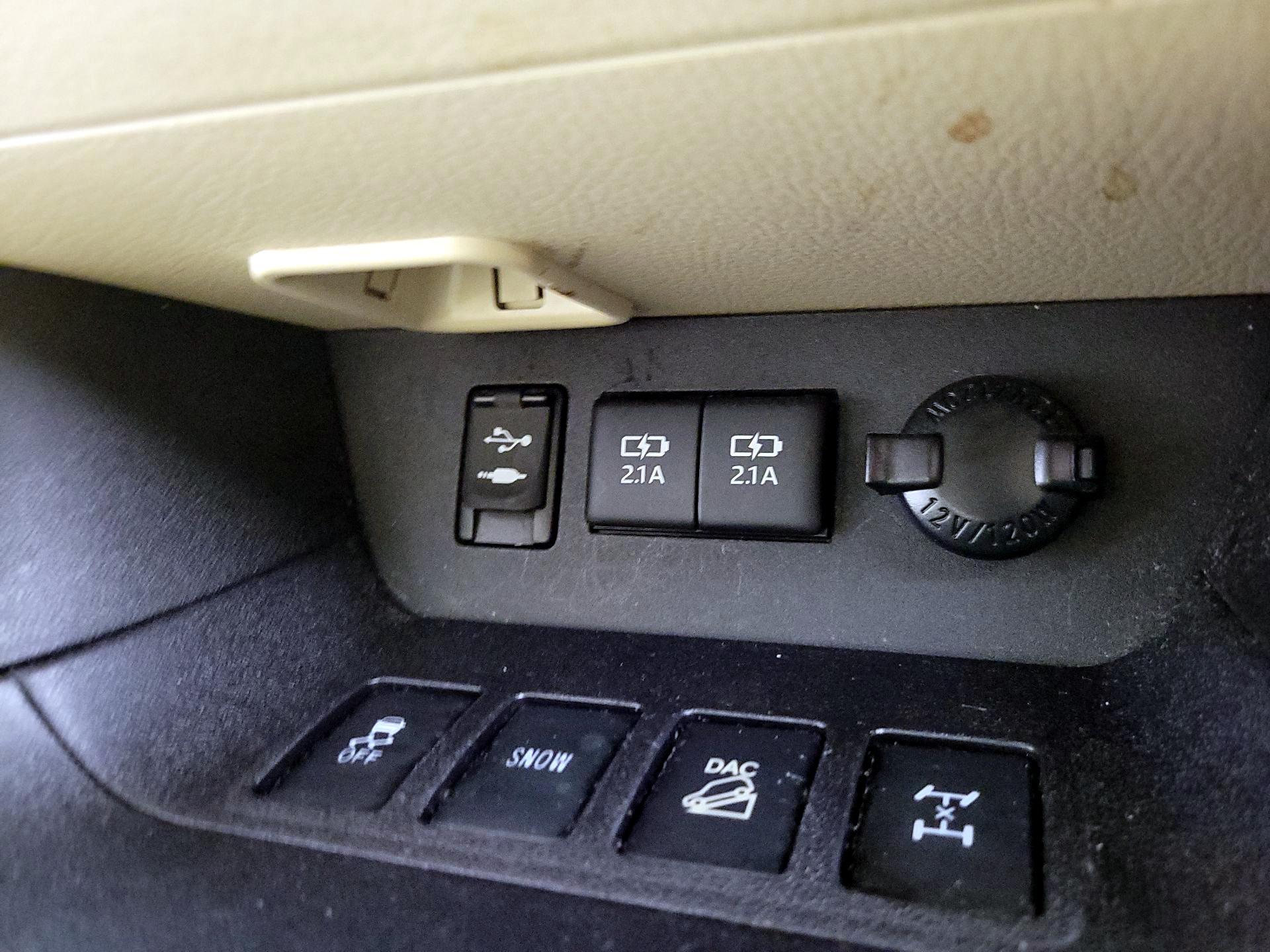 Thumbnail: 2018 Toyota Highlander - 19