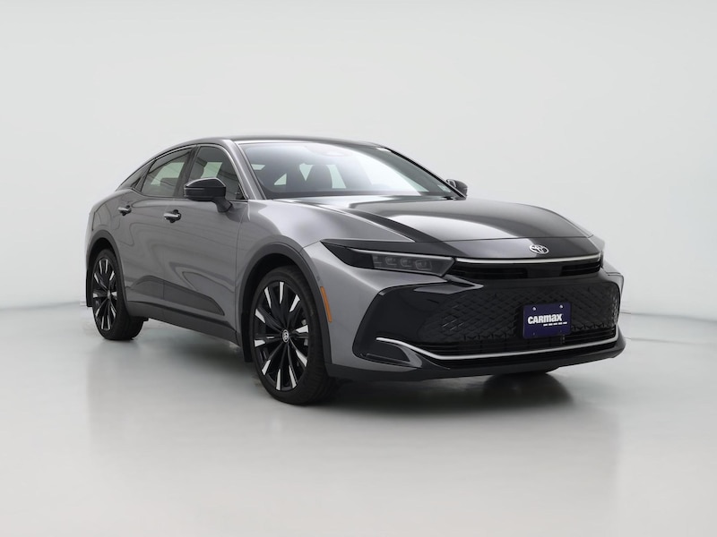 2024 Toyota Crown Platinum