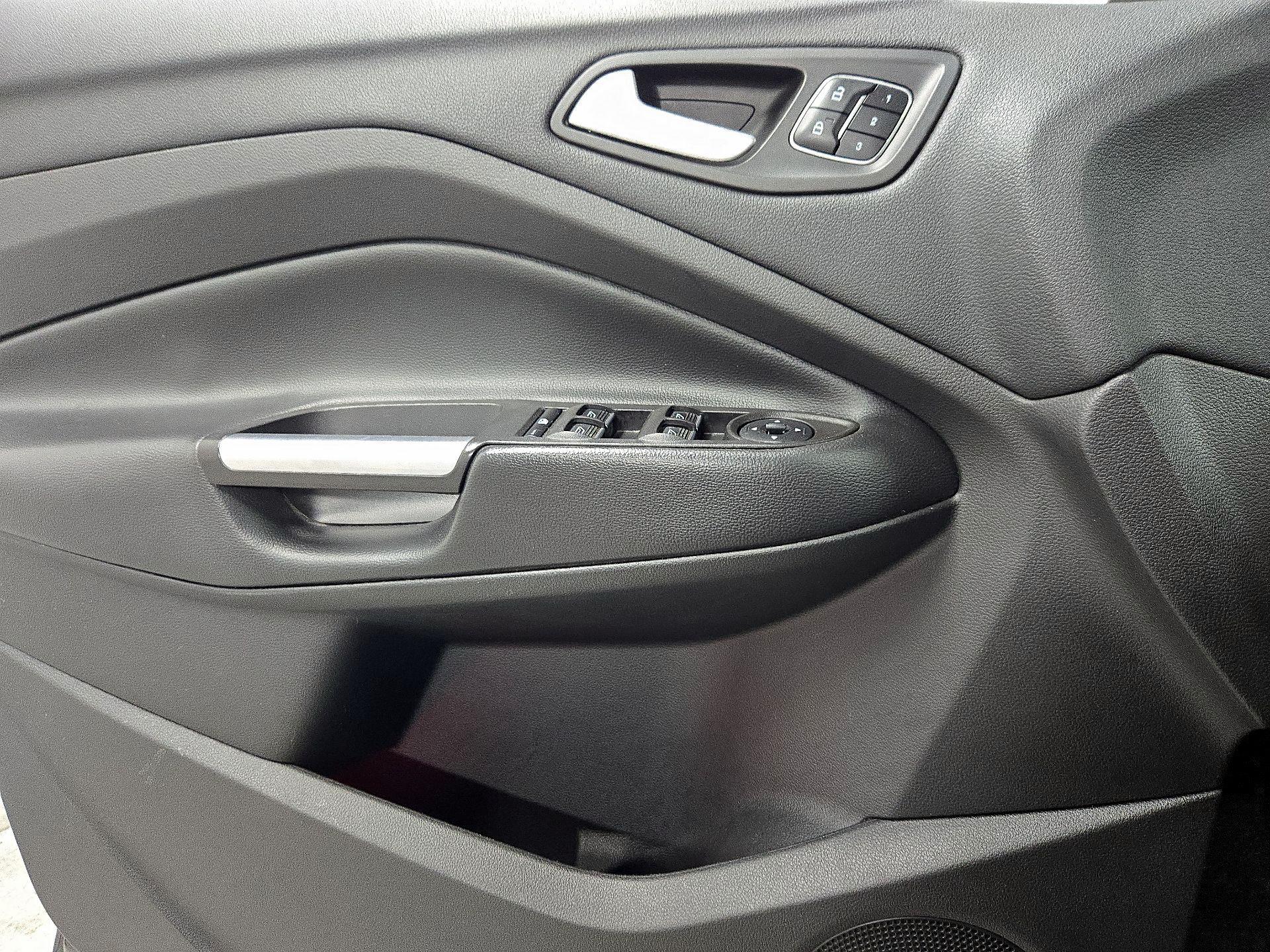 Thumbnail: 2018 Ford Escape - 12