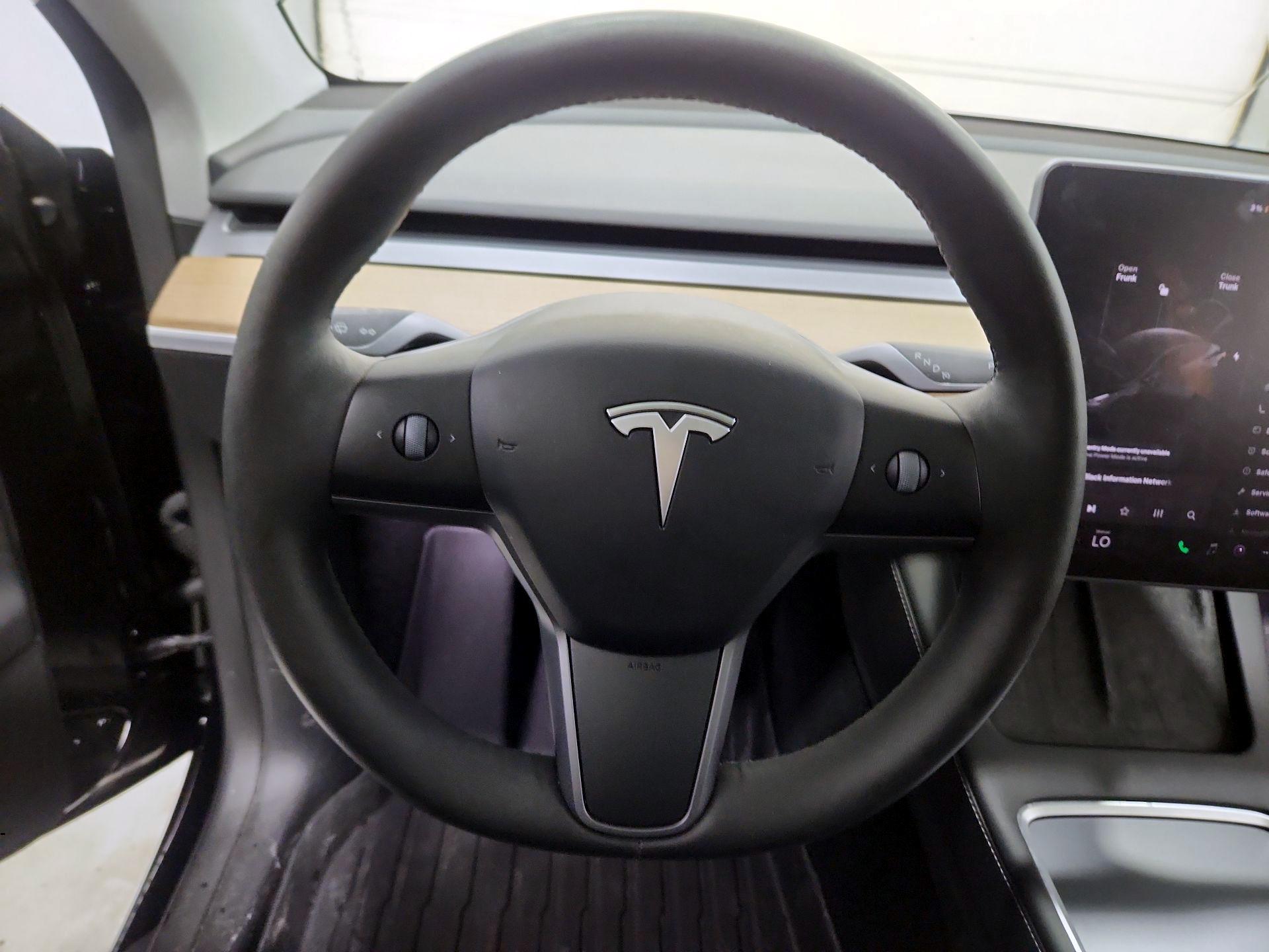 Thumbnail: 2023 Tesla Model Y - 10
