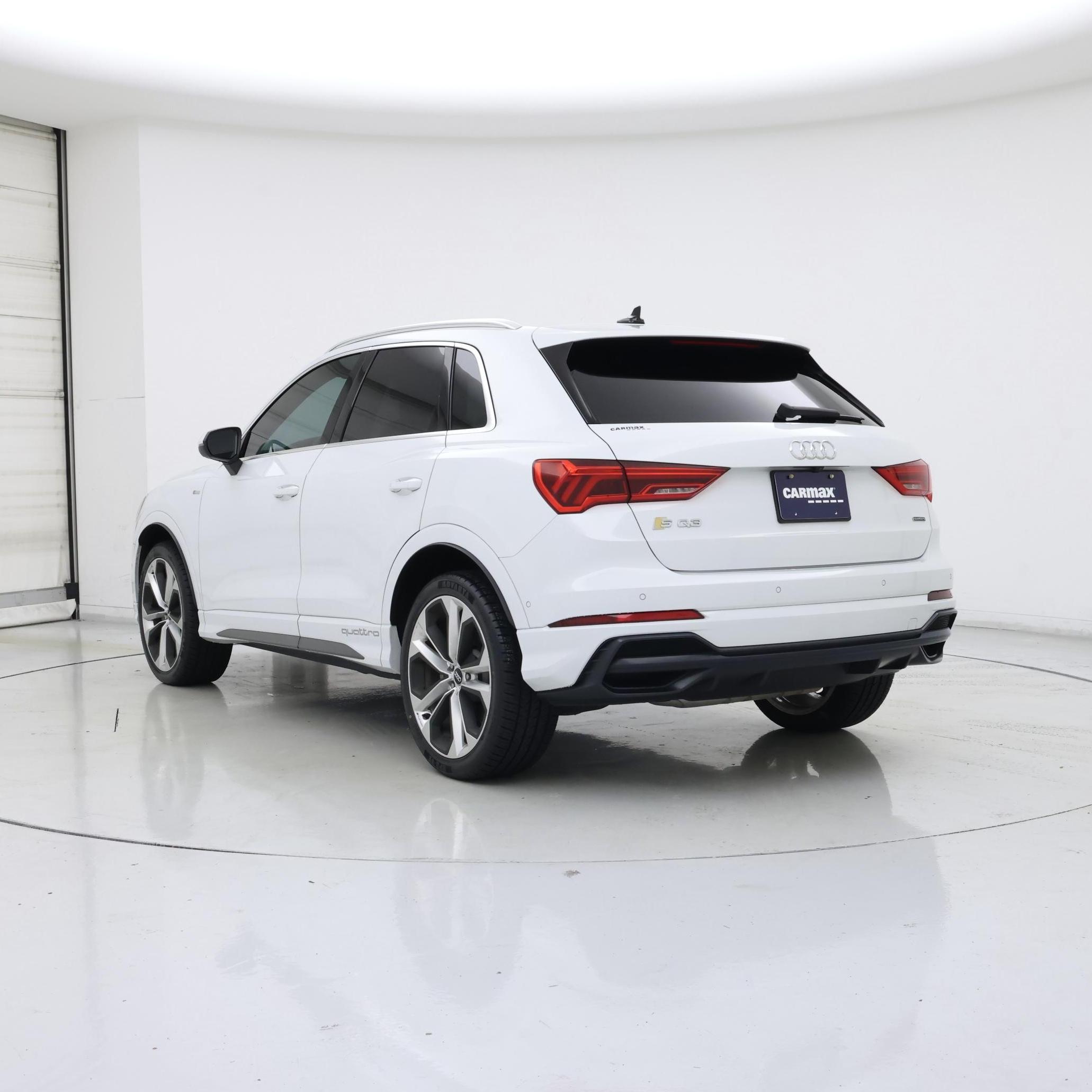 Thumbnail: 2020 Audi Q3 - 2