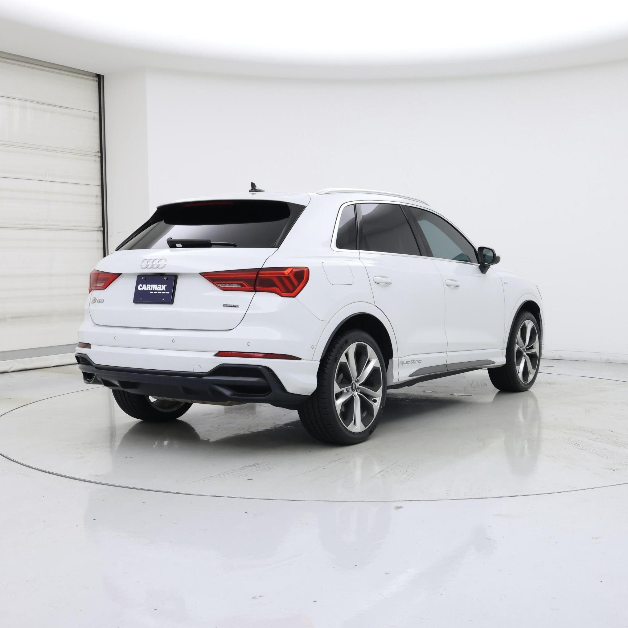 Thumbnail: 2020 Audi Q3 - 8