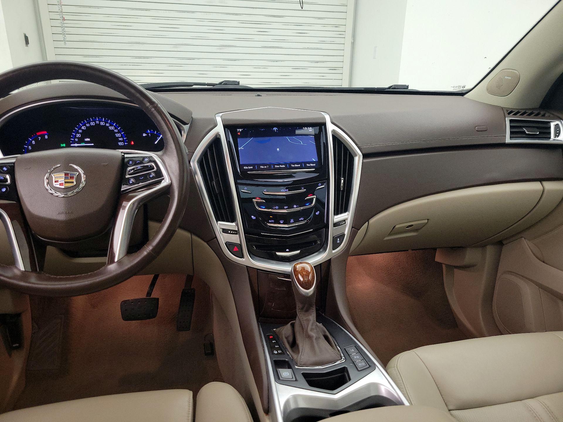 Thumbnail: 2016 Cadillac SRX - 9