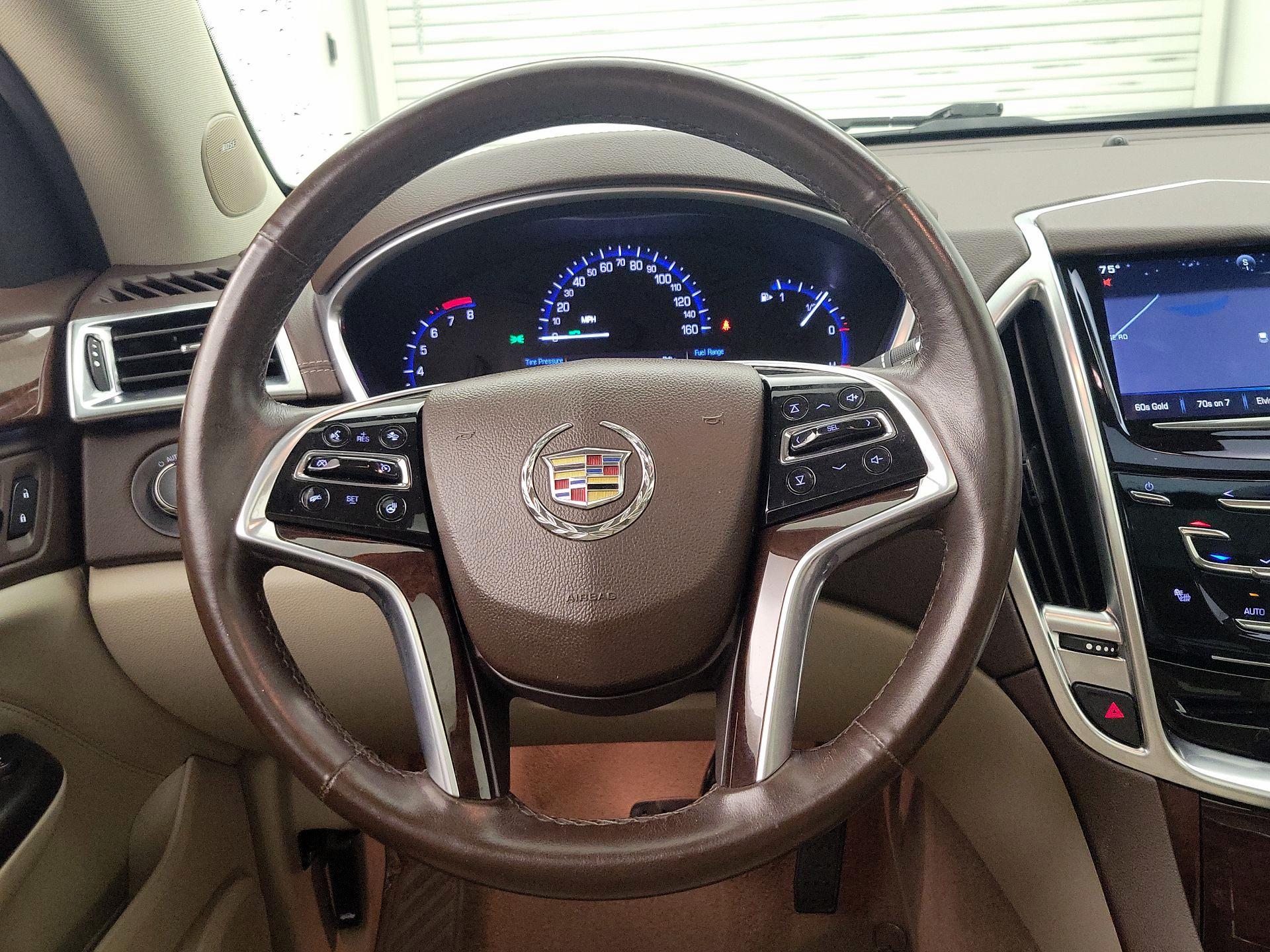 Thumbnail: 2016 Cadillac SRX - 10