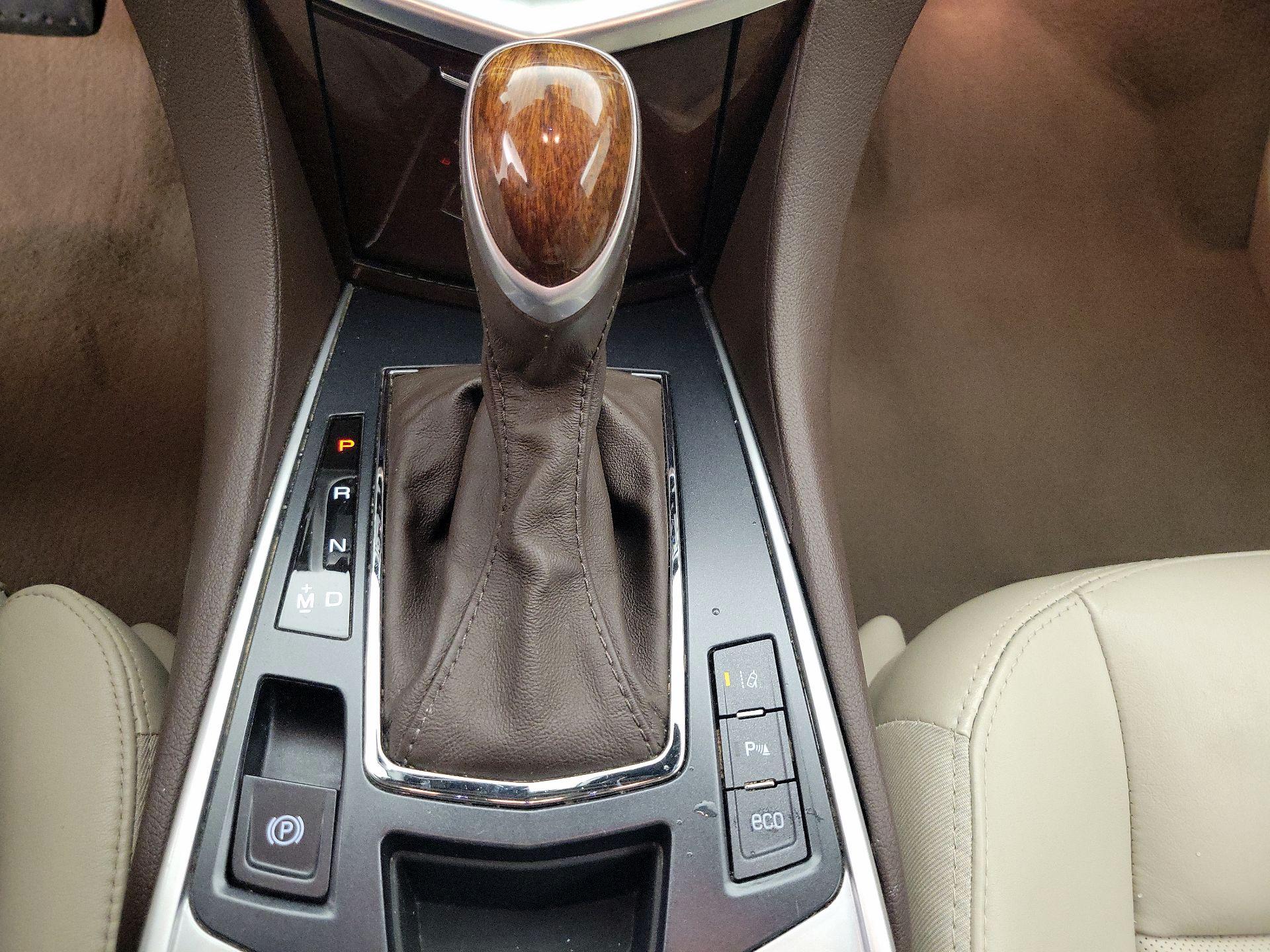 Thumbnail: 2016 Cadillac SRX - 18