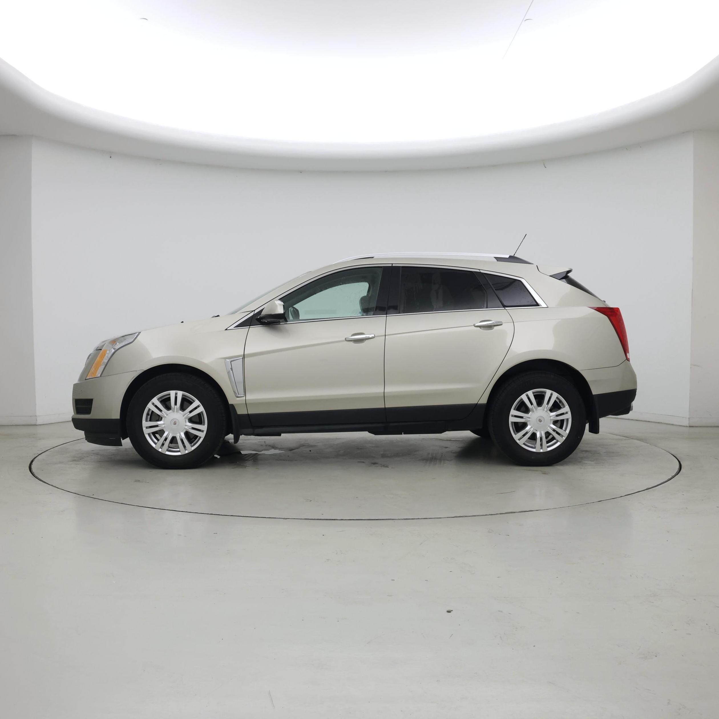 Thumbnail: 2016 Cadillac SRX - 3