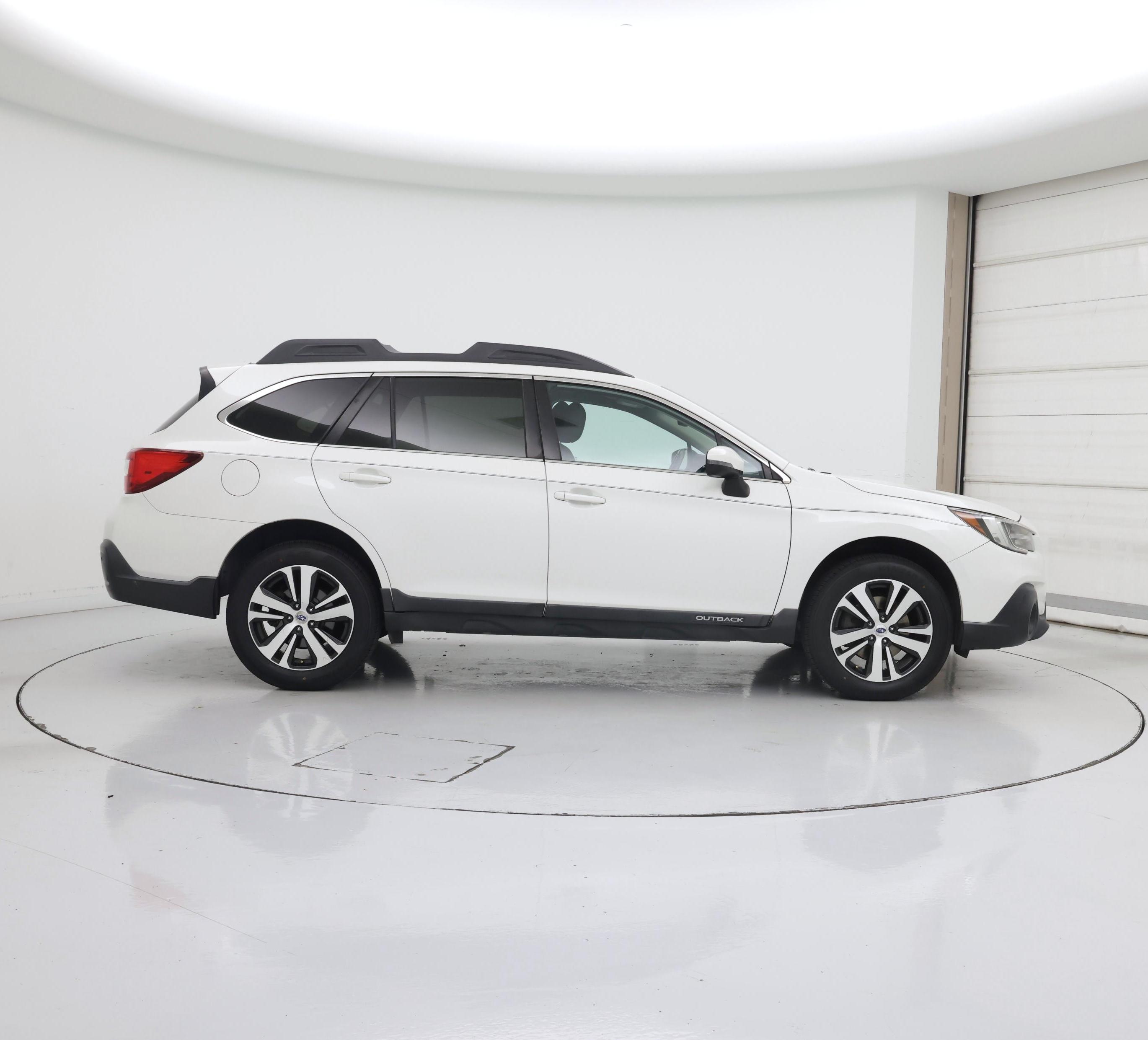 Thumbnail: 2018 Subaru Outback - 7